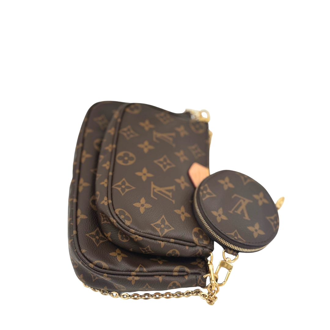 LOUIS VUITTON Multi Pochette Accessoires khaki strap