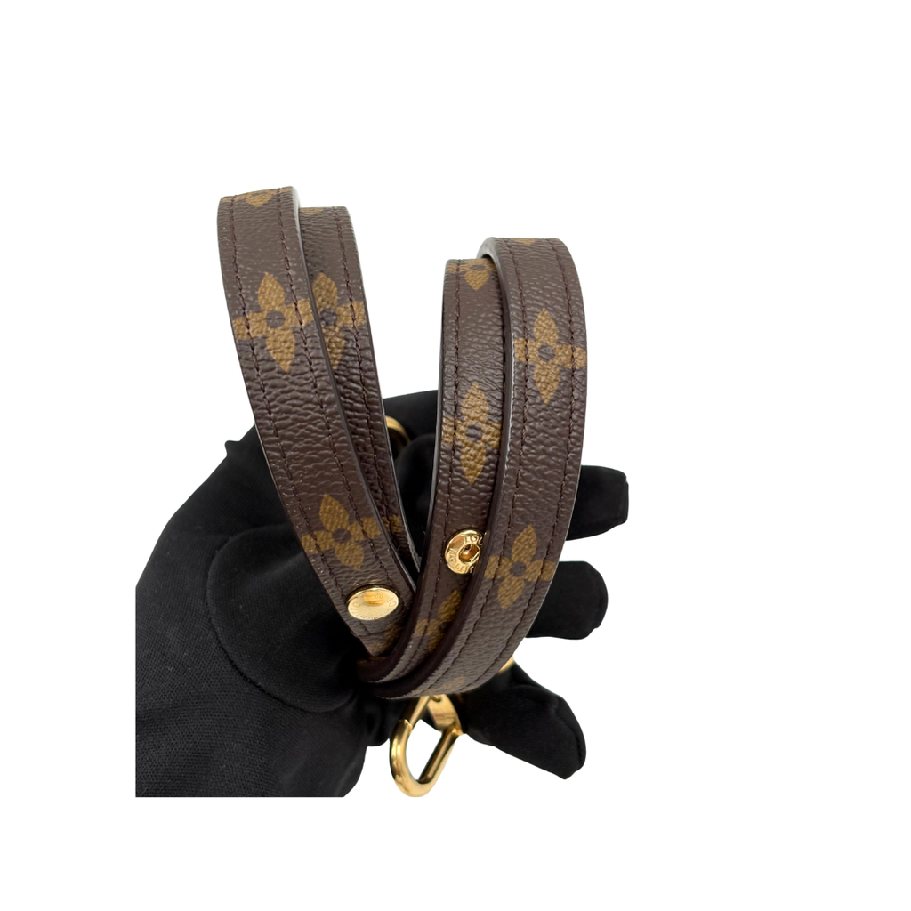 LOUIS VUITTON Pochette Metis East West in monogram canvas (microchipped)