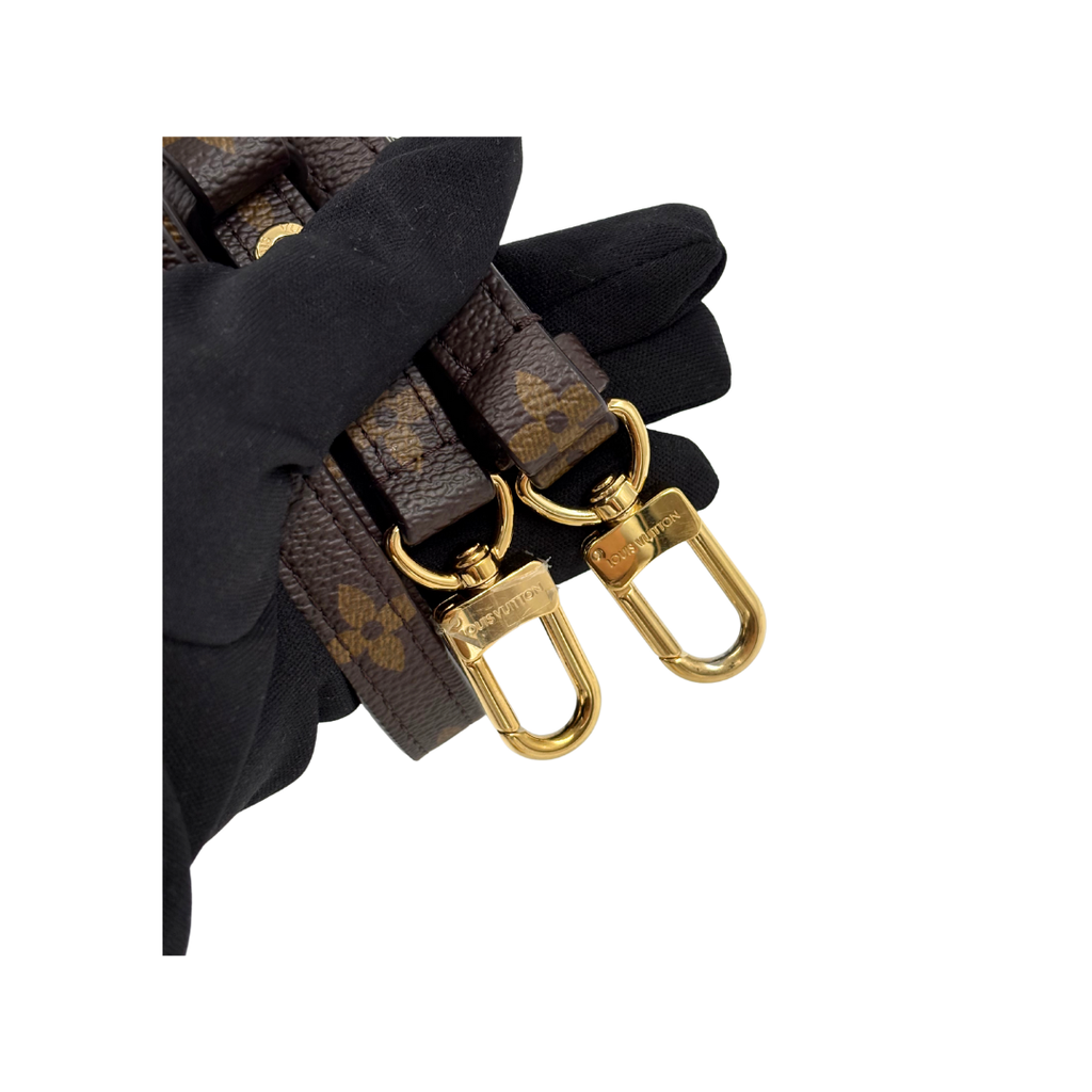LOUIS VUITTON Pochette Metis East West in monogram canvas (microchipped)