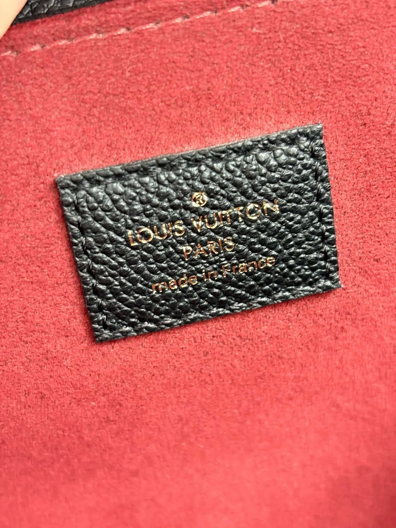LOUIS VUITTON Pochette Metis bicolor monogram empreinte leather (microchipped)