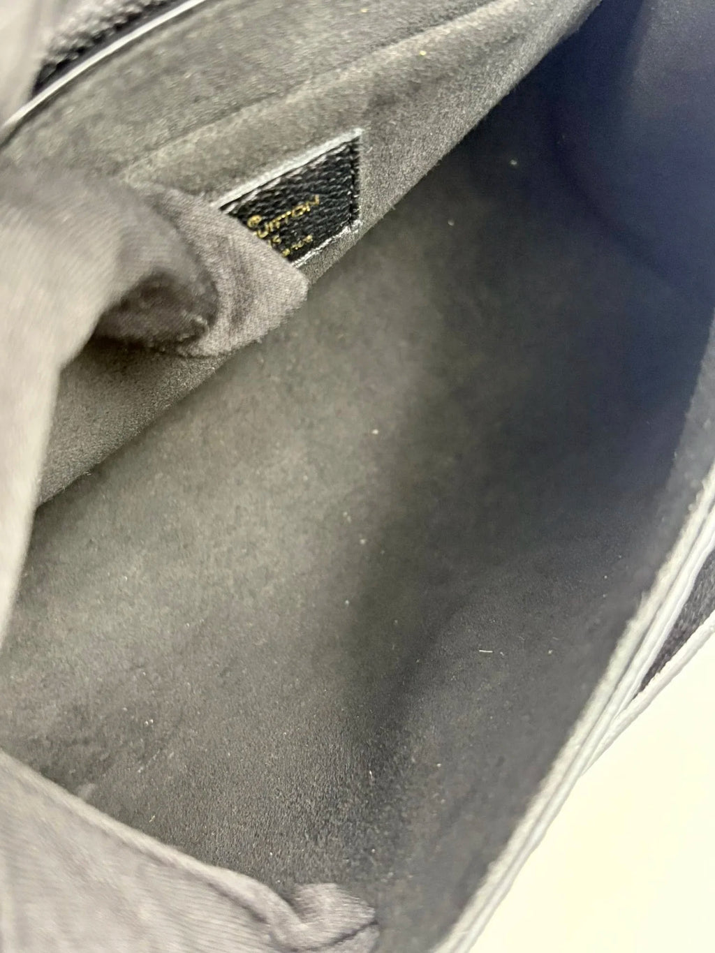 LOUIS VUITTON Vavin BB empreinte leather (microchipped)