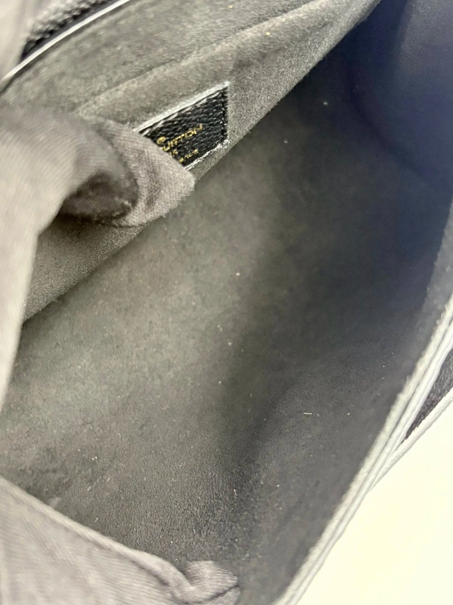 LOUIS VUITTON Vavin BB empreinte leather (microchipped)