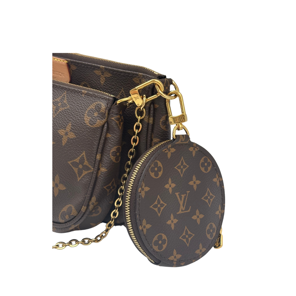 LOUIS VUITTON Multi Pochette Accessoires khaki strap
