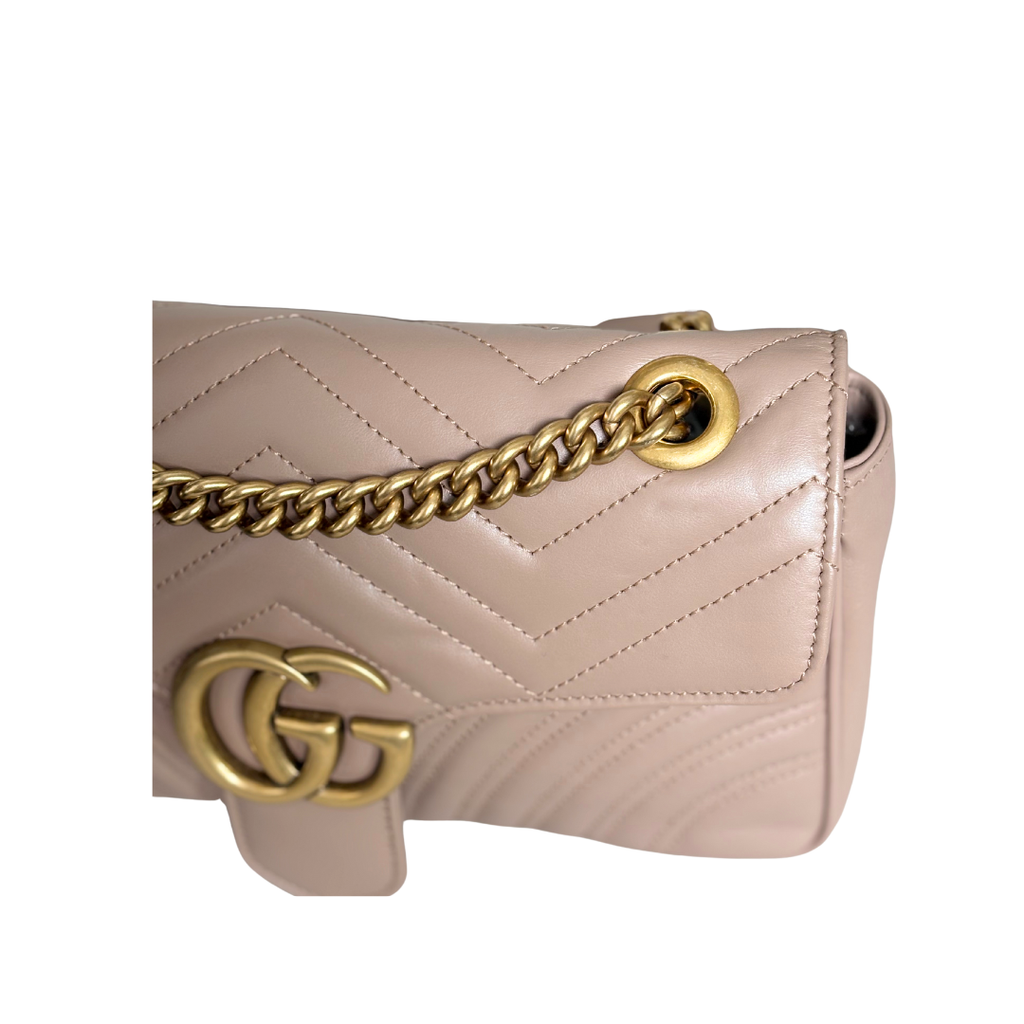 GUCCI Beige Marmont Matelasse Shoulder Bag