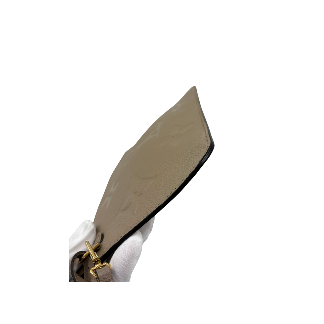 LOUIS VUITTON Neverfull pouch empreinte dove color (Microchipped)