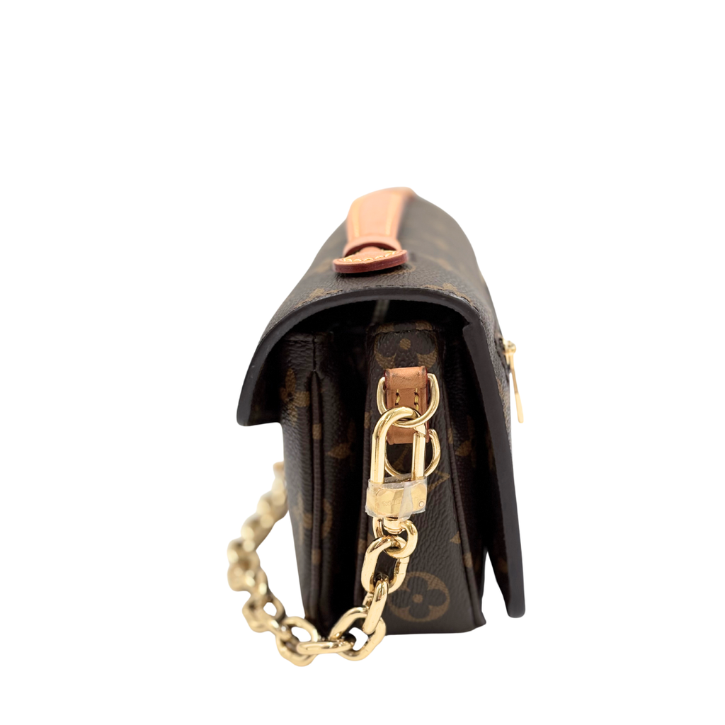LOUIS VUITTON Pochette Metis East West in monogram canvas (microchipped)