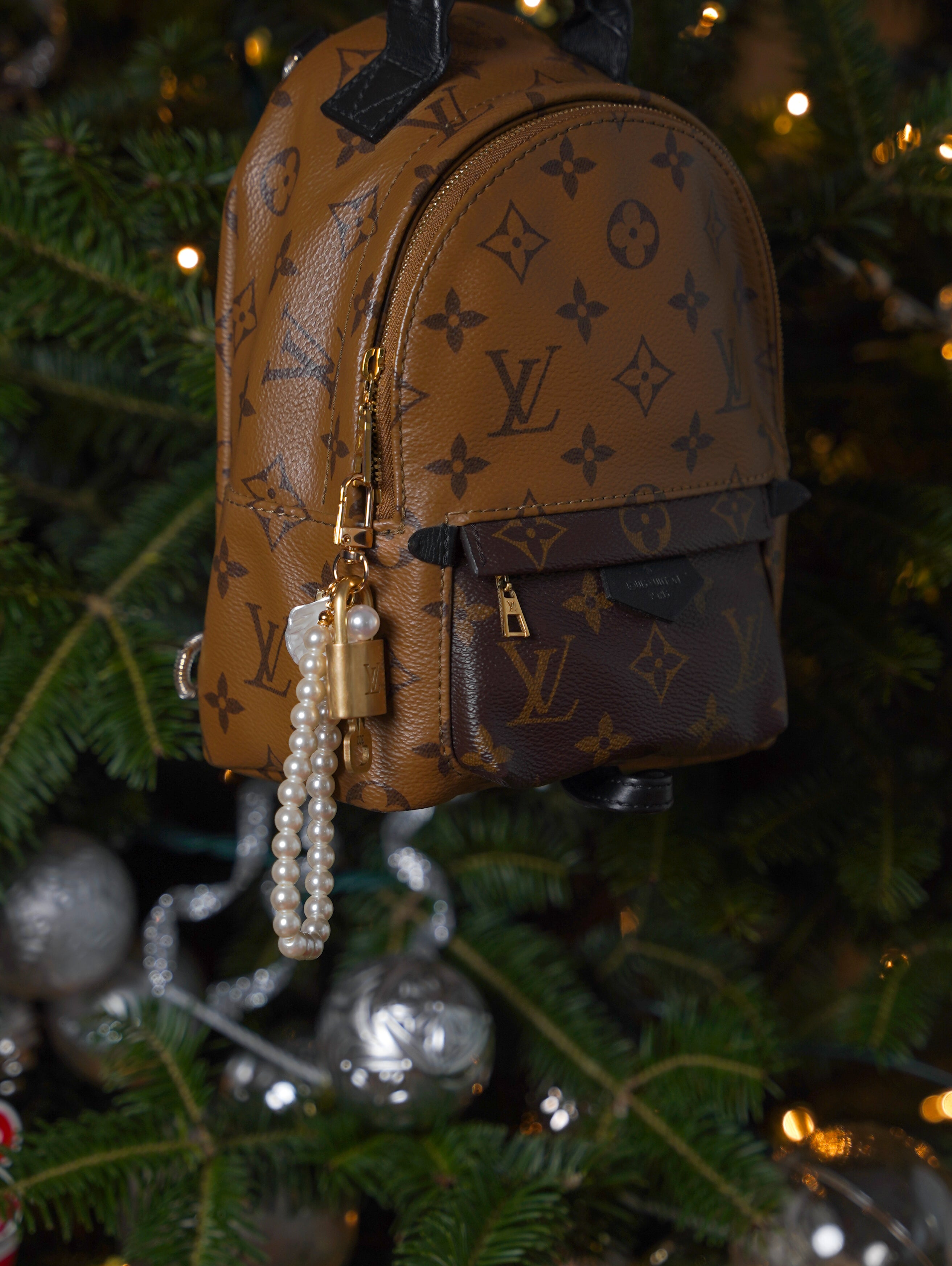 Authentic Lock & Key Set with Non-Branded Charm - Ivory Glow