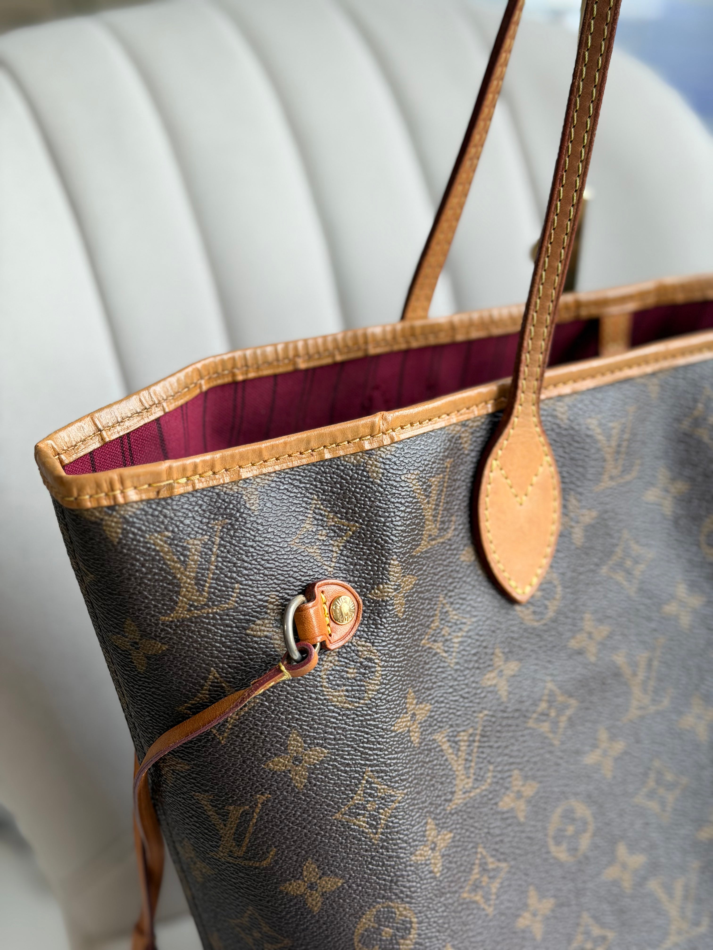 LOUIS VUITTON Neverfull MM Monogram – Pivoine Interior