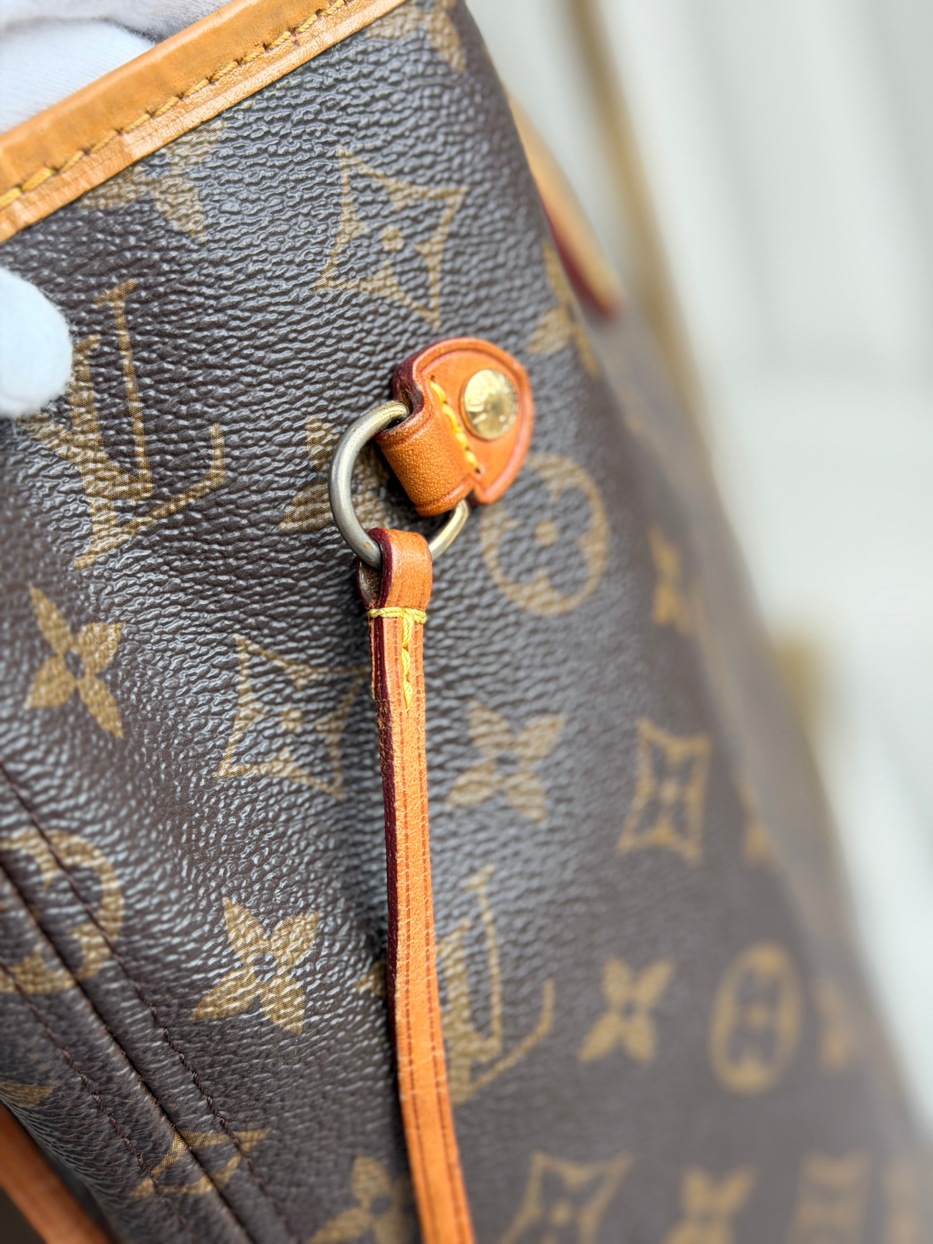 LOUIS VUITTON Neverfull MM Monogram – Pivoine Interior