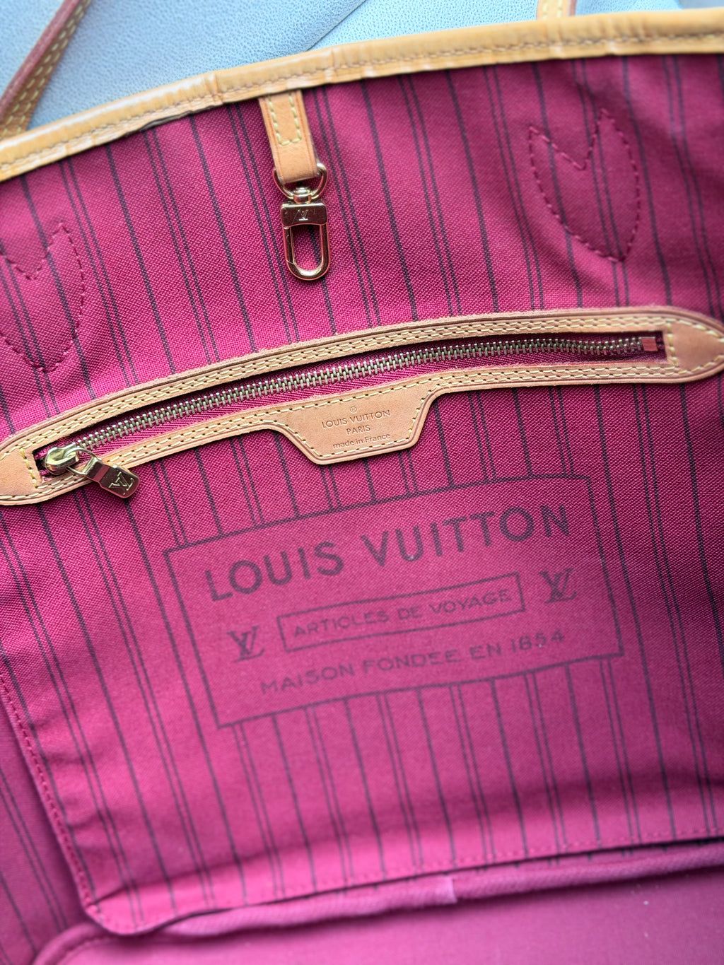 LOUIS VUITTON Neverfull MM Monogram – Pivoine Interior