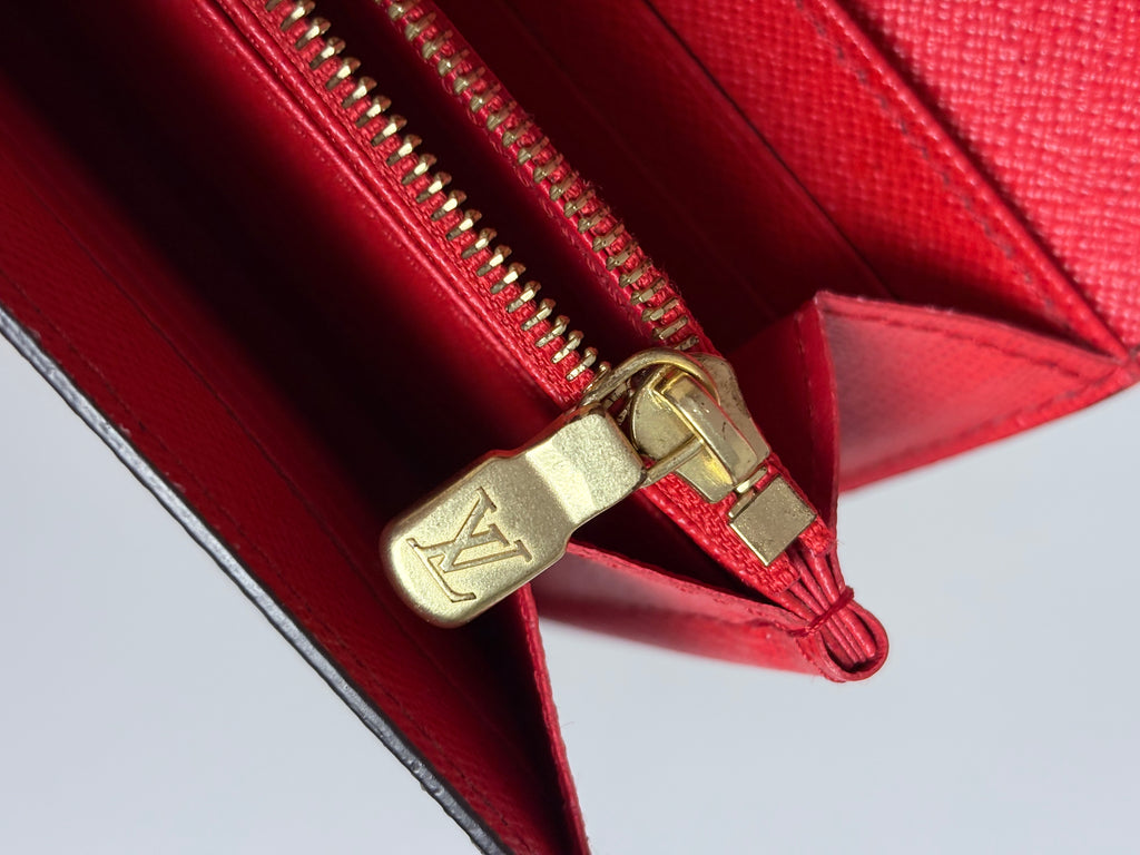 LOUIS VUITTON Monogram Sarah Wallet Coquelicot Red
