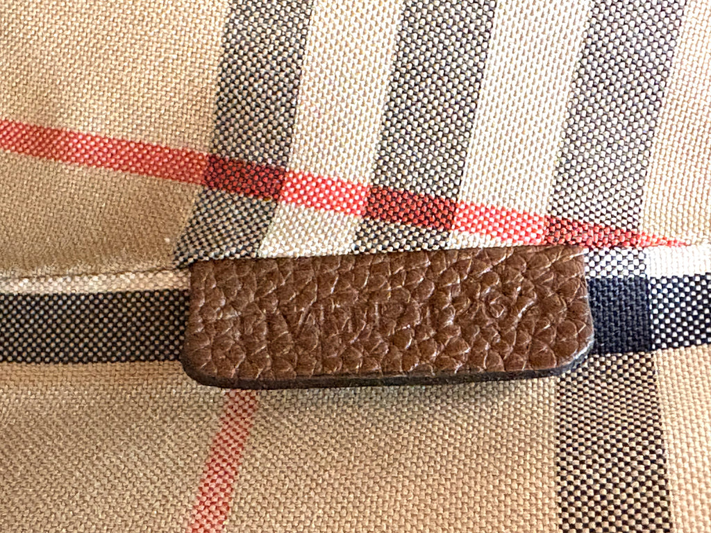 BURBERRY Note leather cross body bag