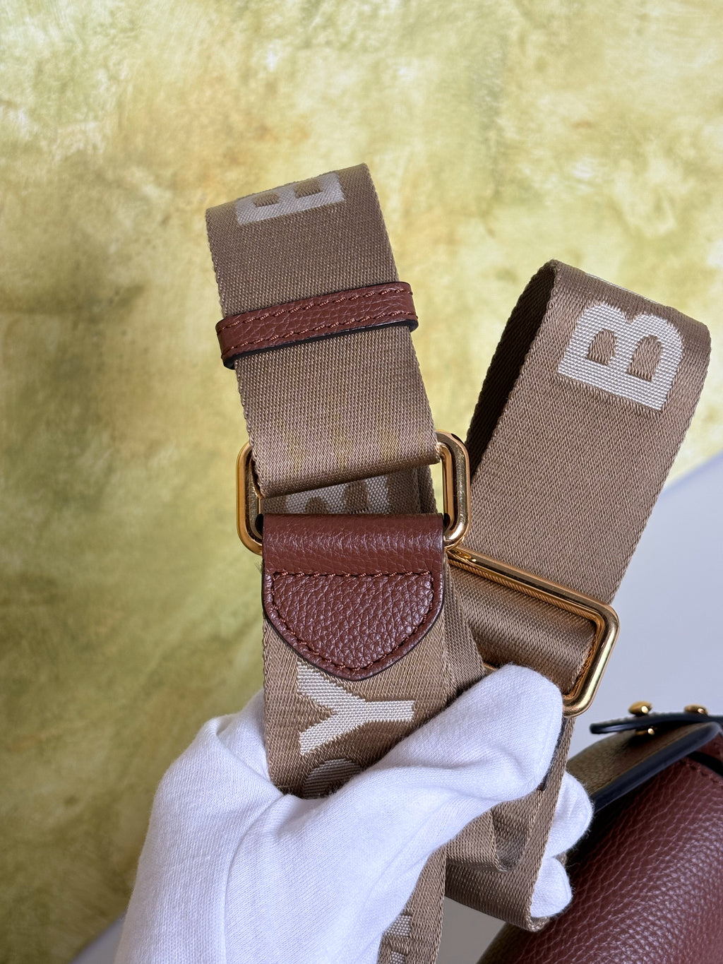BURBERRY Note leather cross body bag