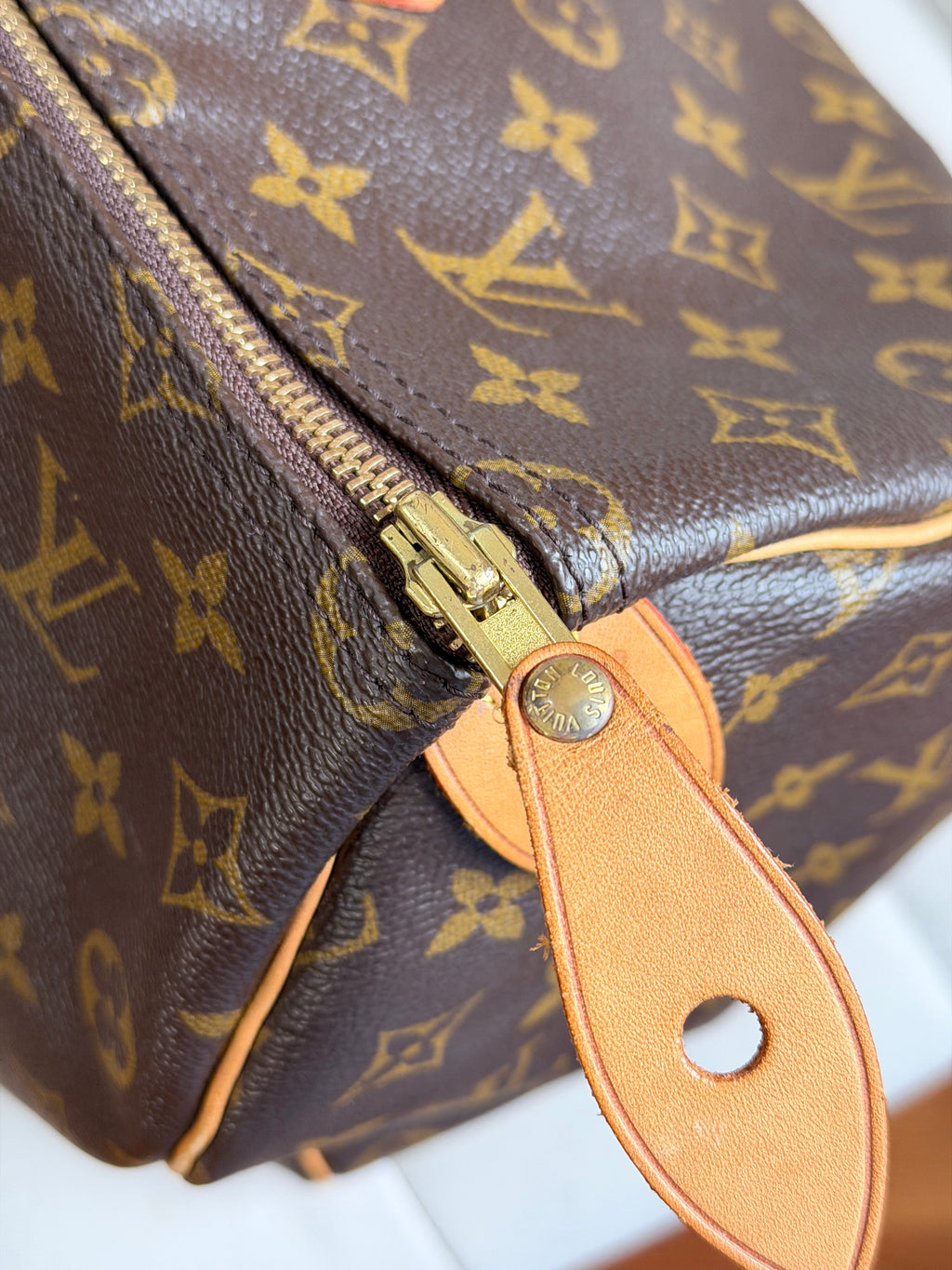 LOUIS VUITTON Speedy 35 Monogram Canvas