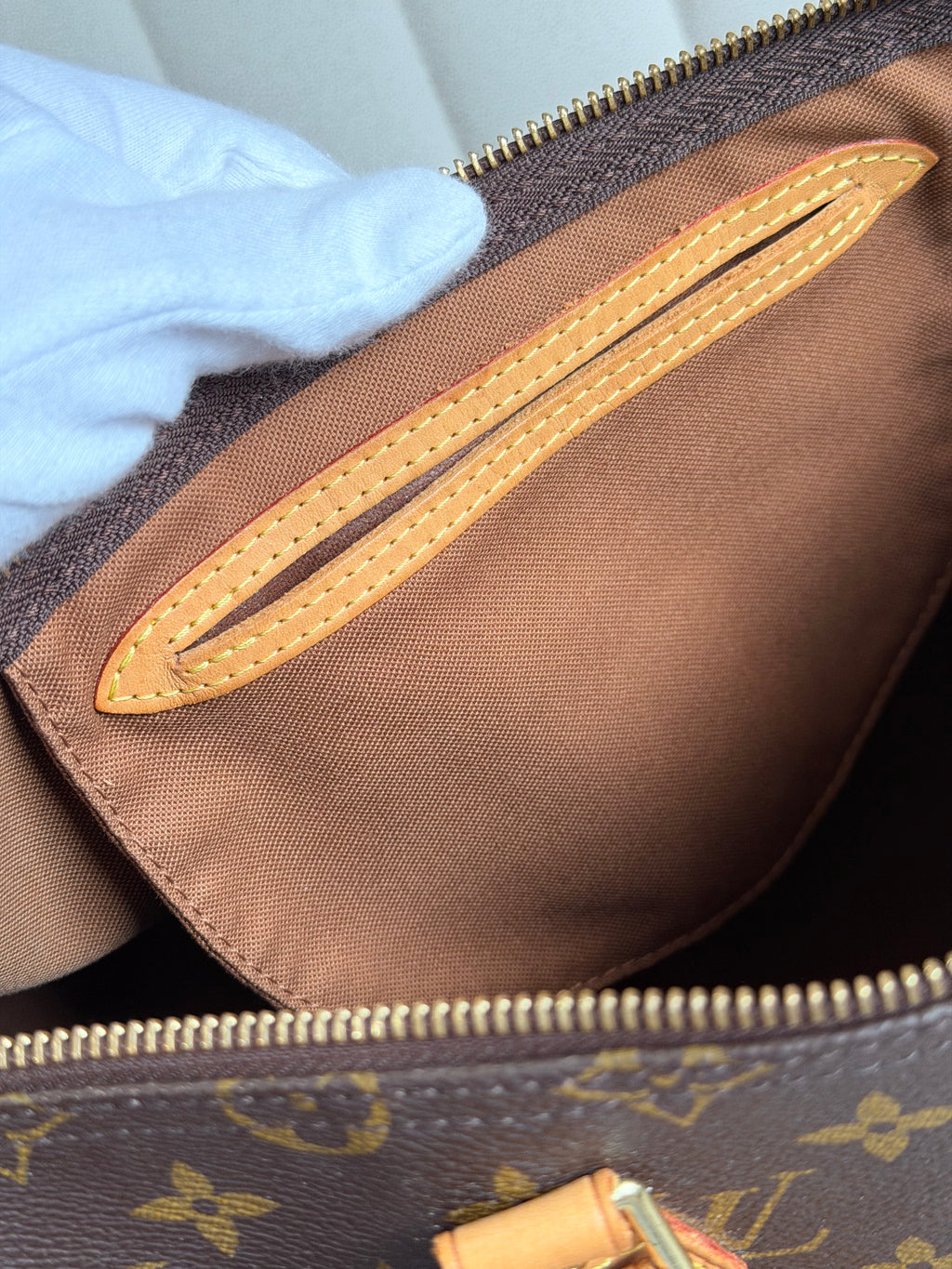 LOUIS VUITTON Speedy 35 Monogram Canvas