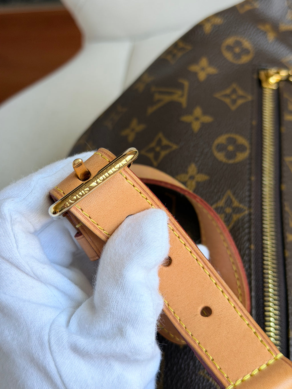 LOUIS VUITTON Bumbag Monogram