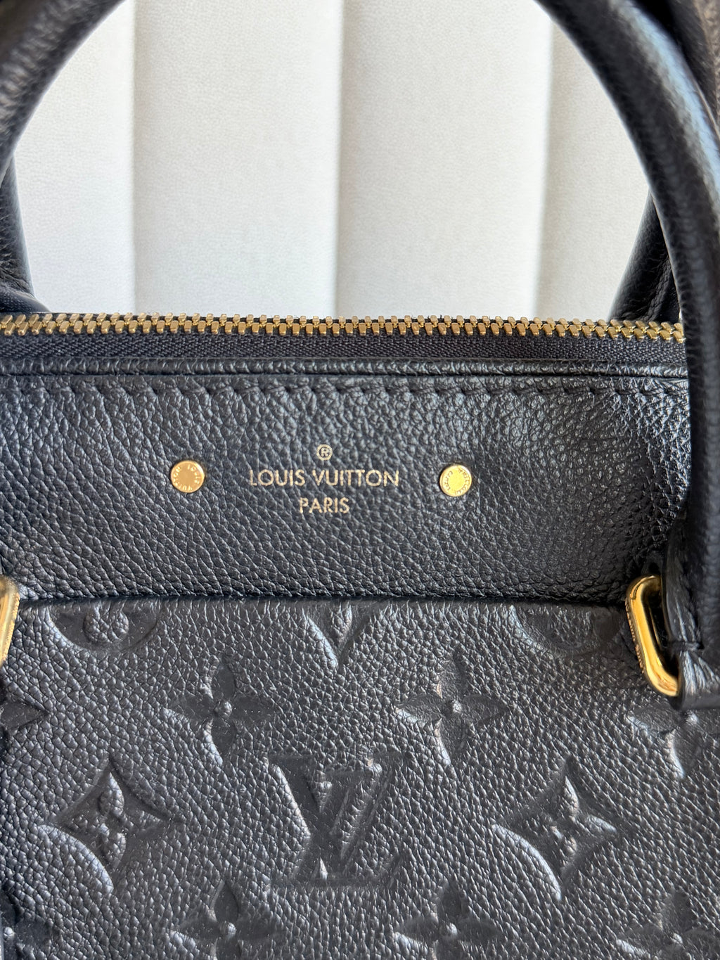 LOUIS VUITTON Speedy Bandoulière 25 – Empreinte Noir