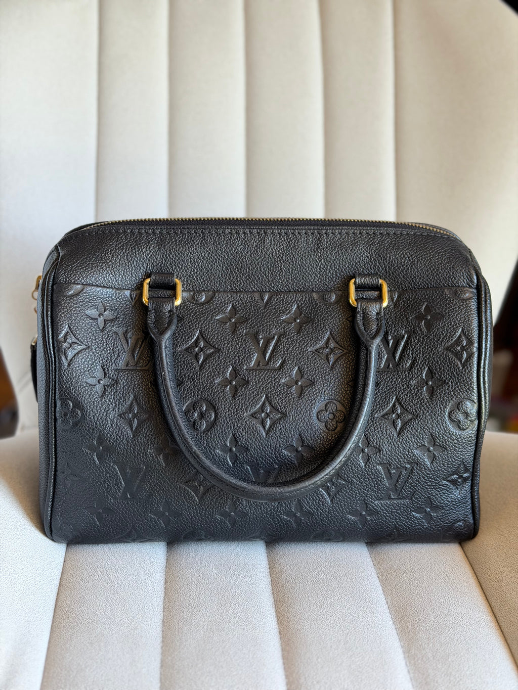 LOUIS VUITTON Speedy Bandoulière 25 – Empreinte Noir