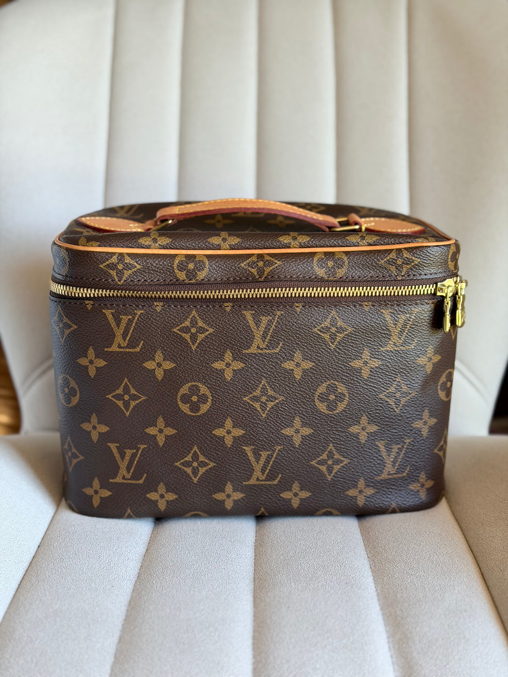 LOUIS VUITTON Nice BB Monogram
