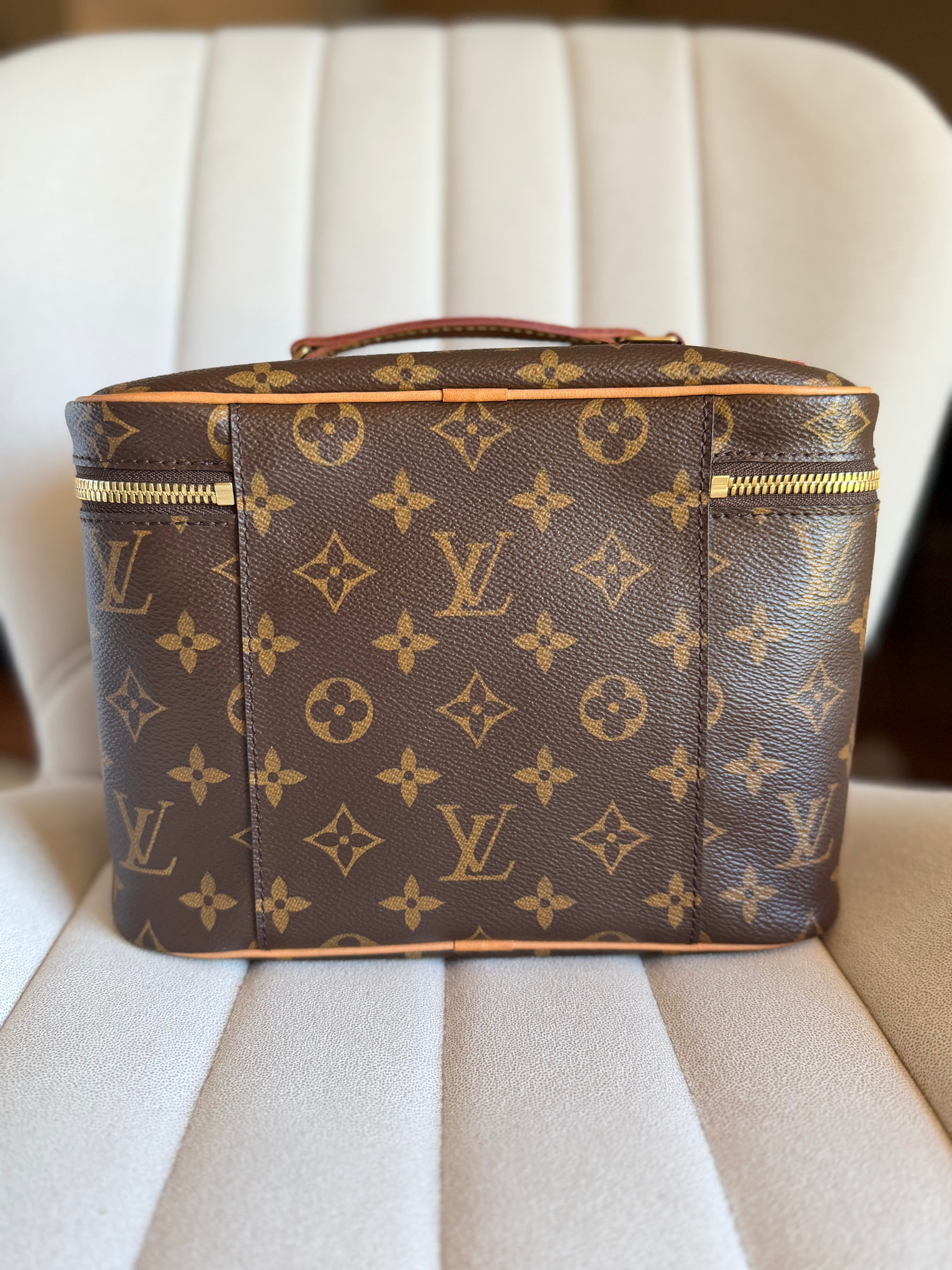 LOUIS VUITTON Nice BB Monogram