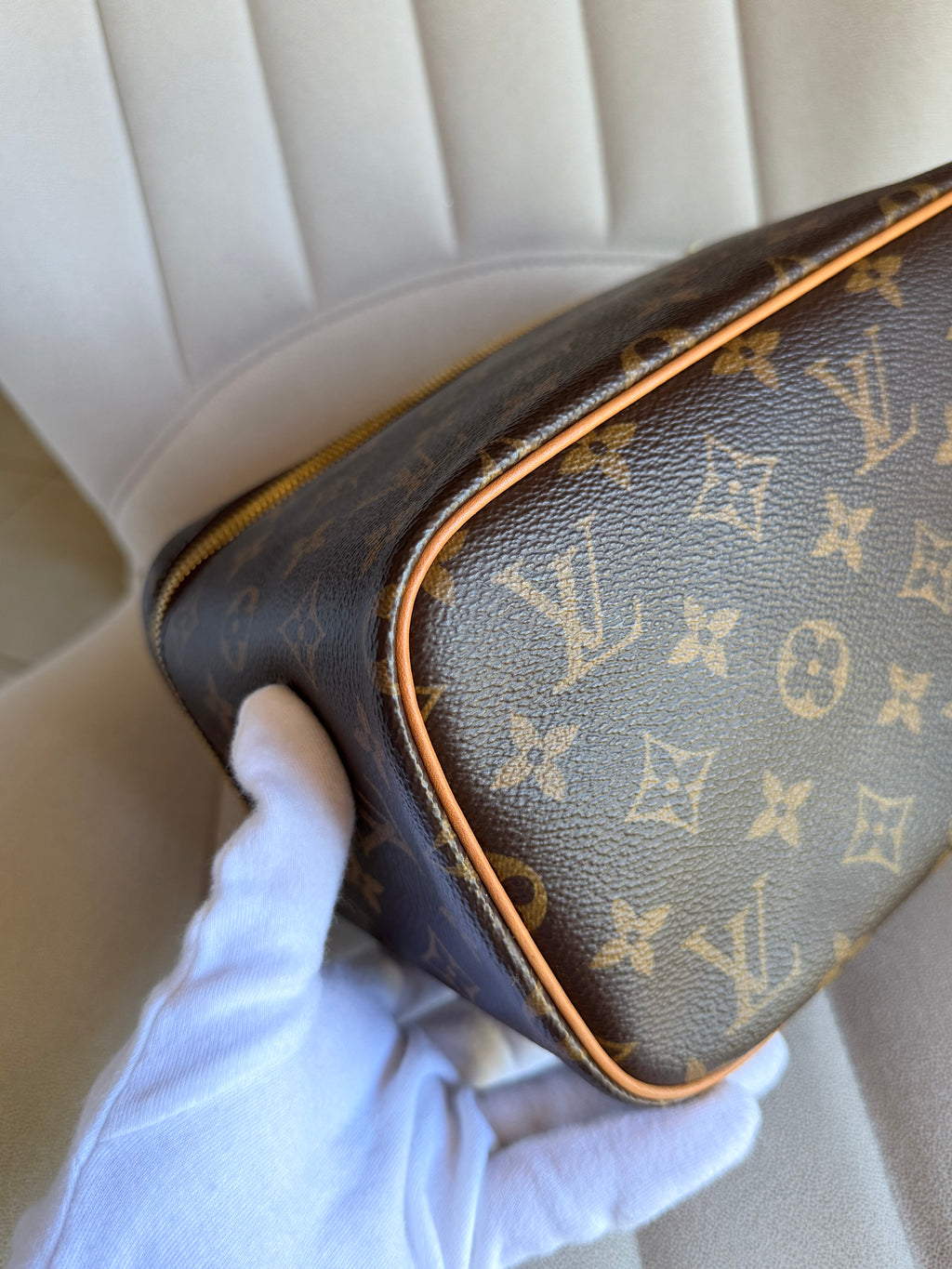 LOUIS VUITTON Nice BB Monogram