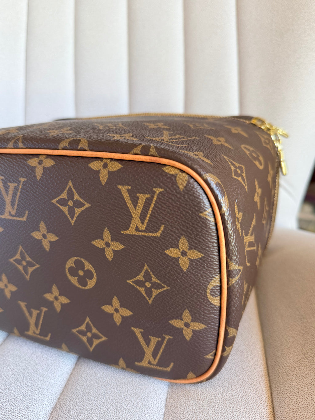 LOUIS VUITTON Nice BB Monogram