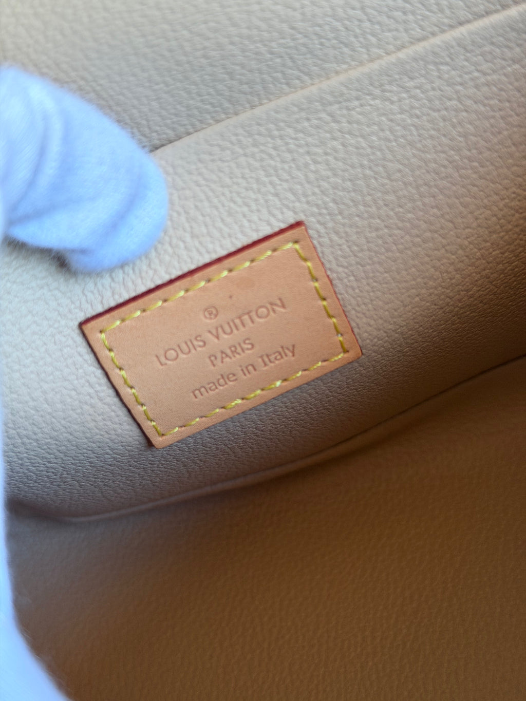 LOUIS VUITTON Nice BB Monogram