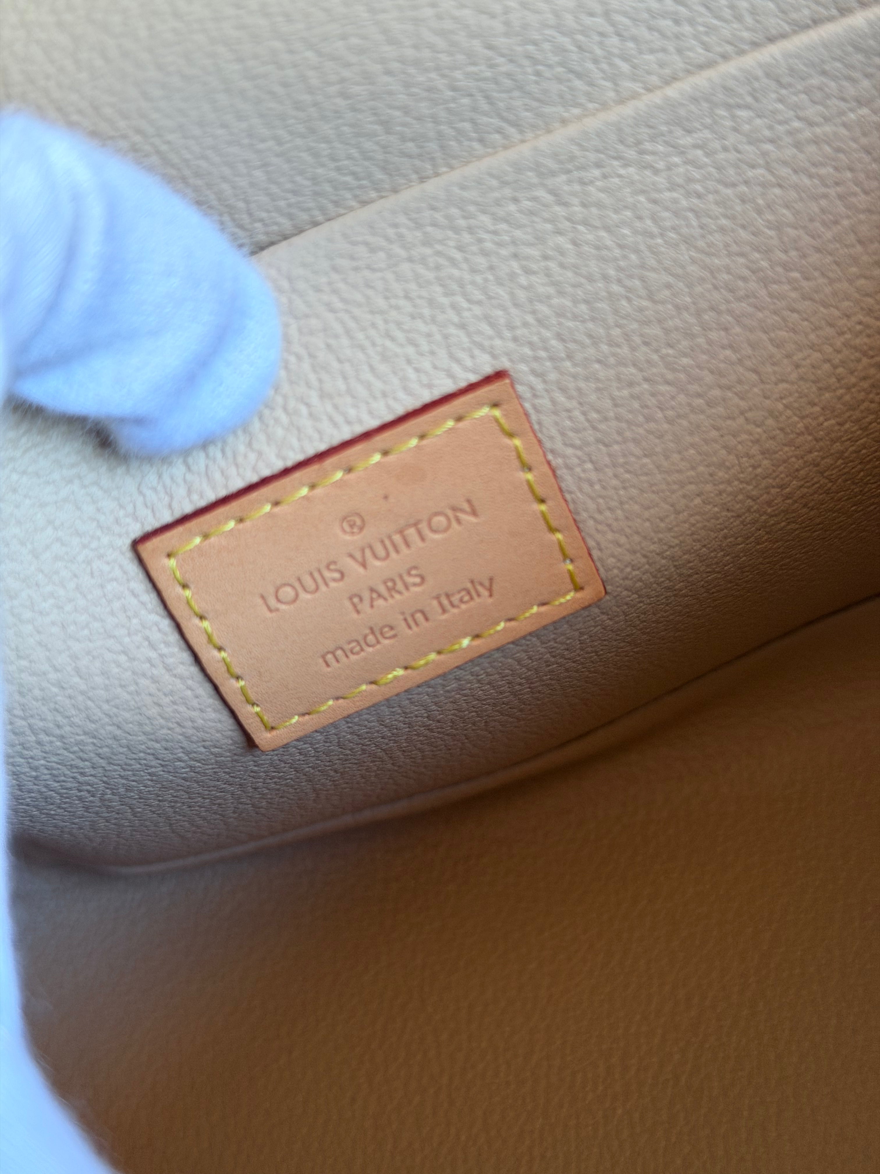 LOUIS VUITTON Nice BB Monogram