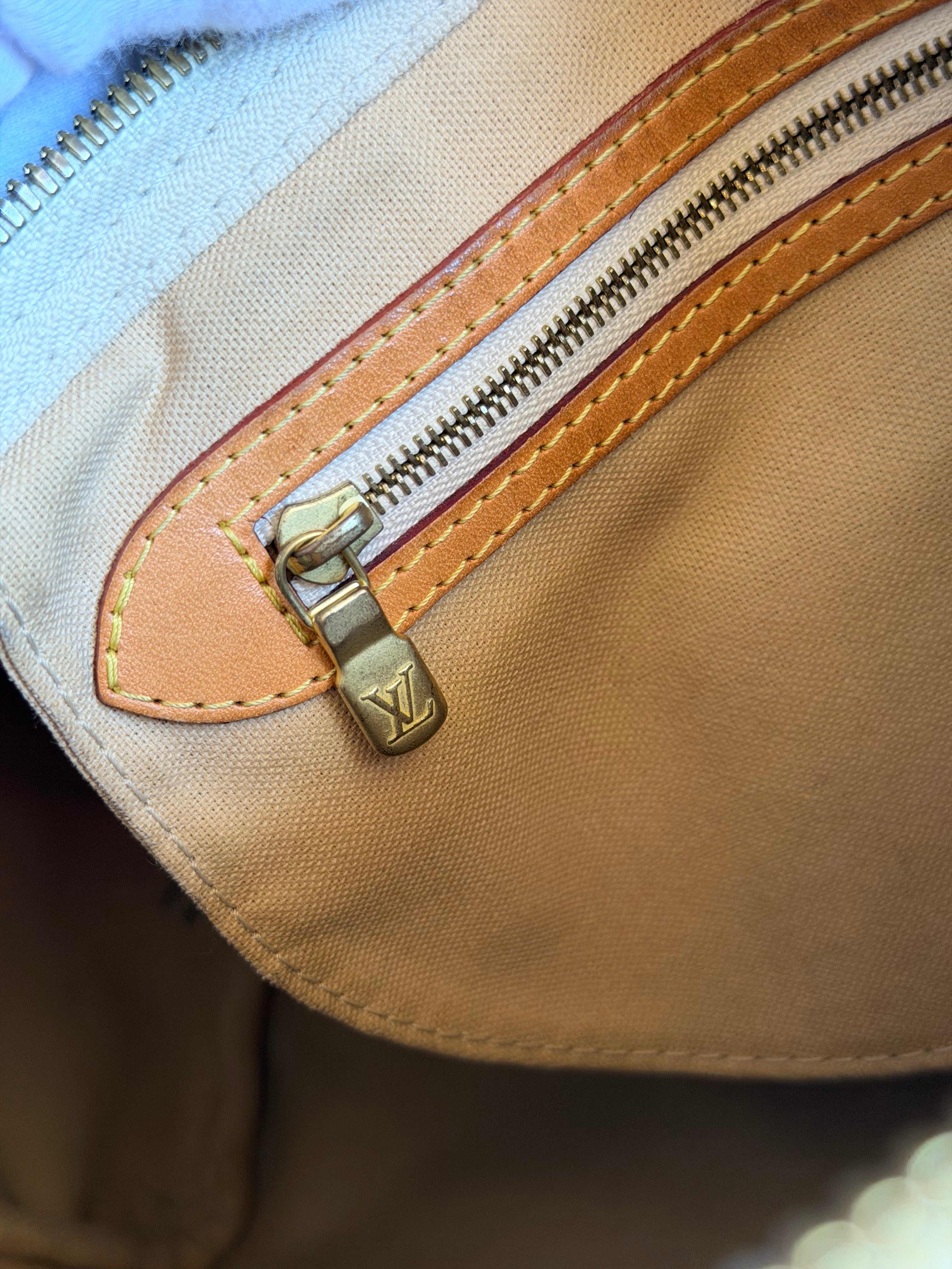 LOUIS VUITTON Speedy Bandoulière 30 in Damier Azur