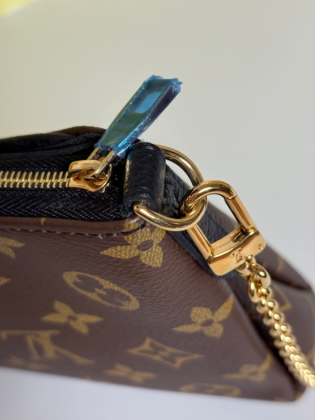 LOUIS VUITTON Monogram Pallas Noir/Black Clutch Crossbody
