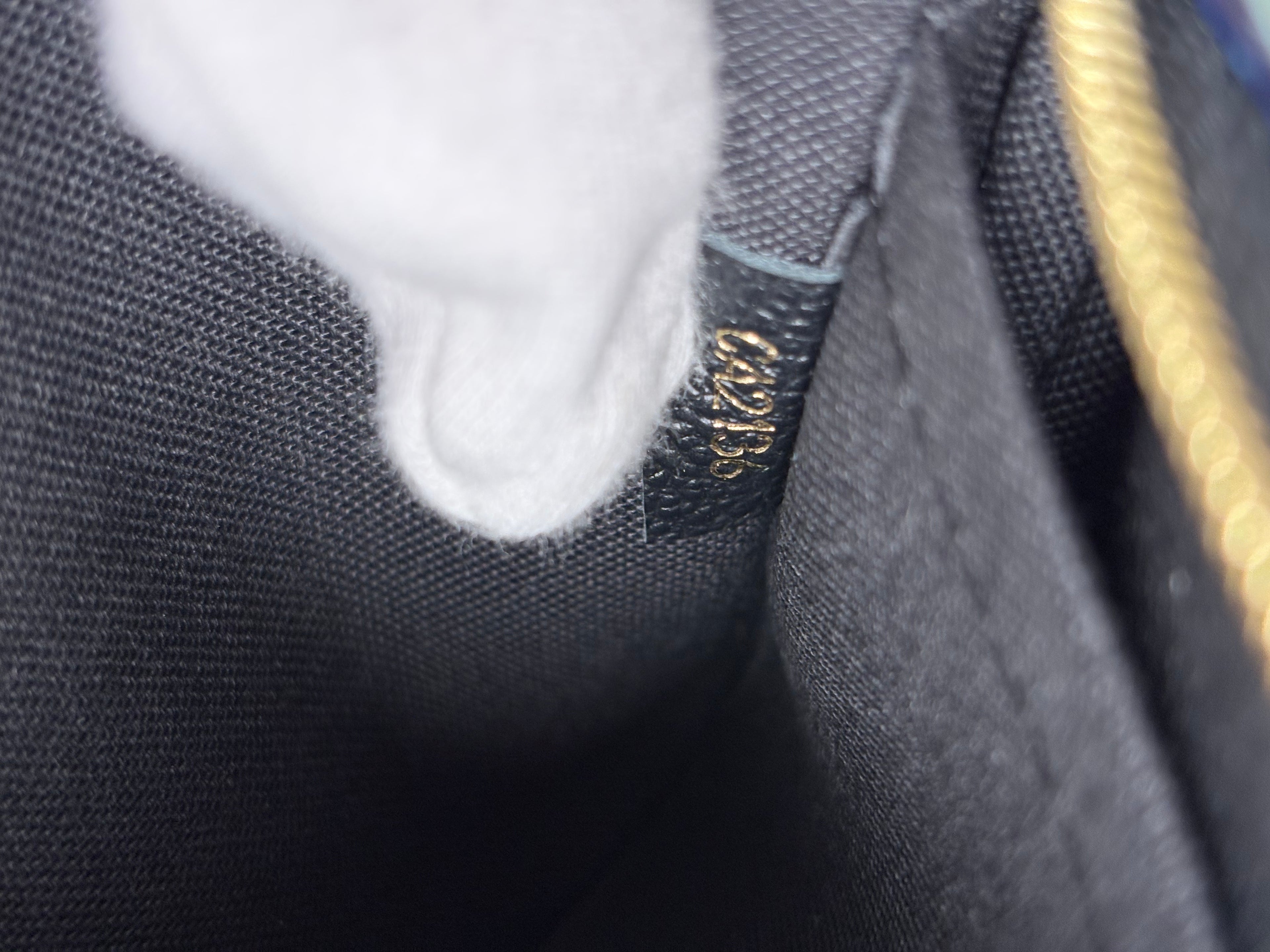 LOUIS VUITTON Monogram Pallas Noir/Black Clutch Crossbody