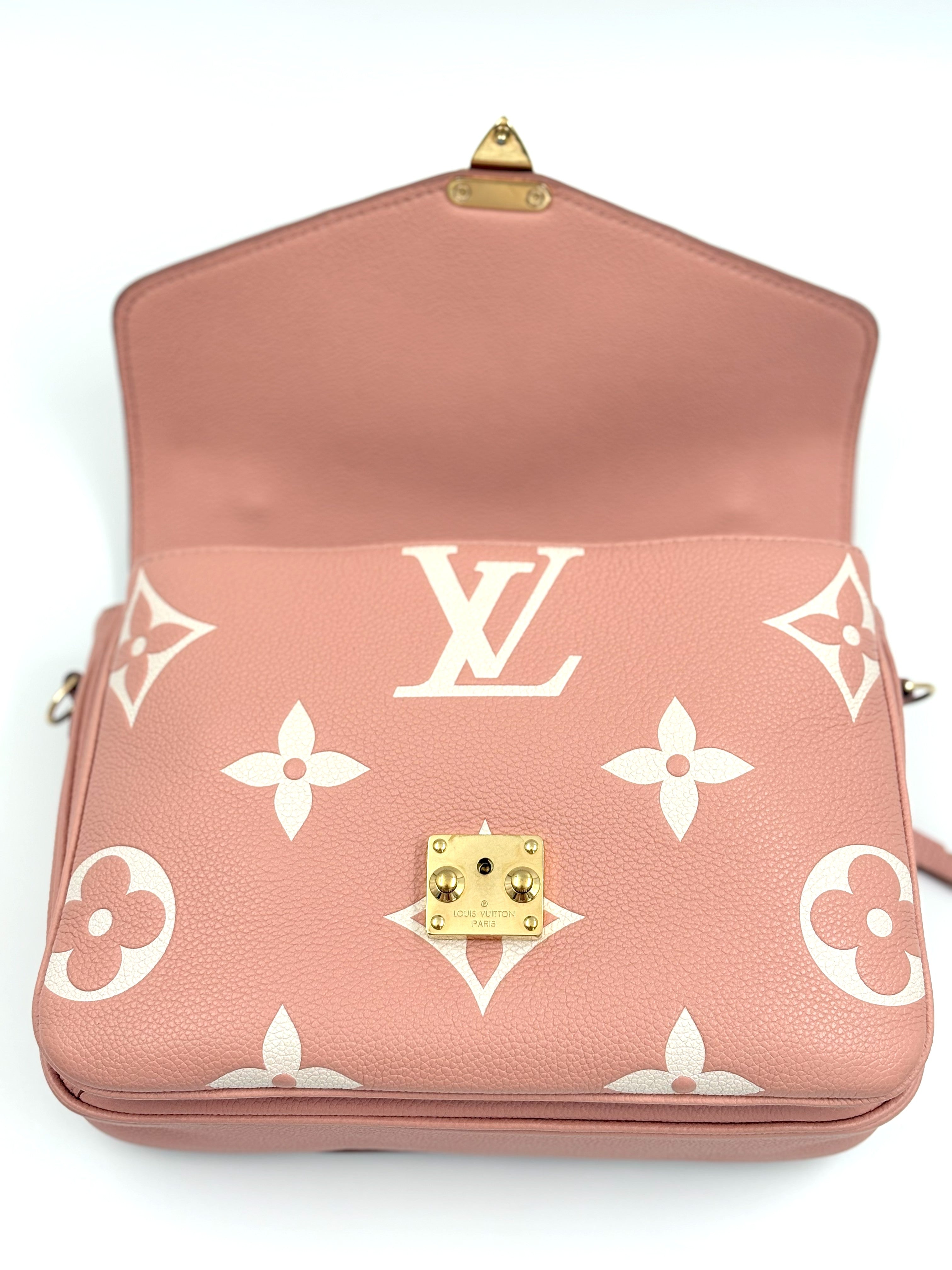 LOUIS VUITTON Pochette Metis bicolor monogram empreinte leather (microchipped)