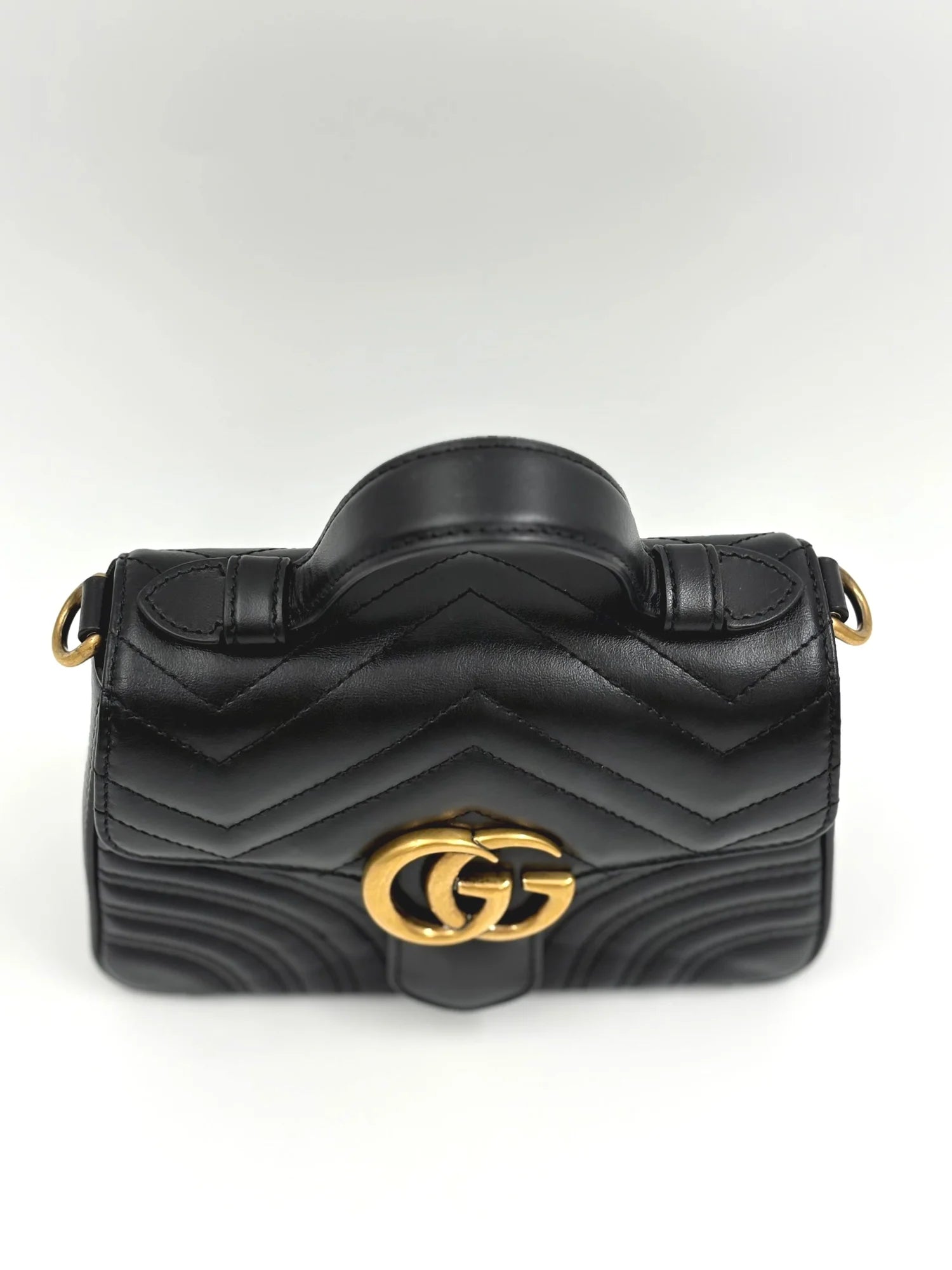 GUCCI marmont mini top handle in black leather