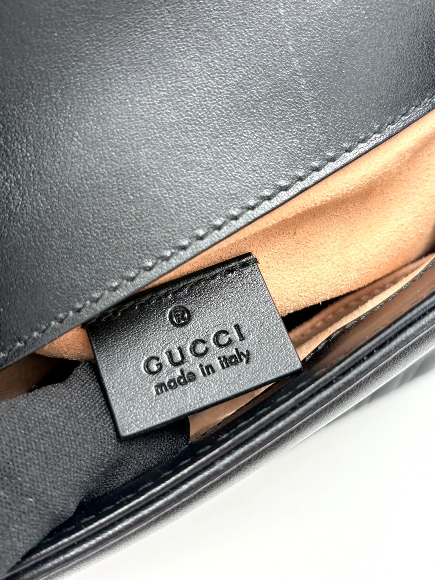 GUCCI marmont mini top handle in black leather