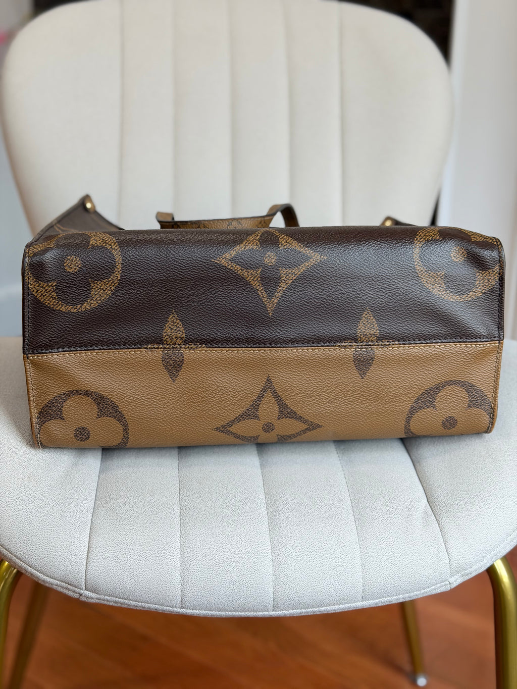 LOUIS VUITTON OnTheGo MM monogram
