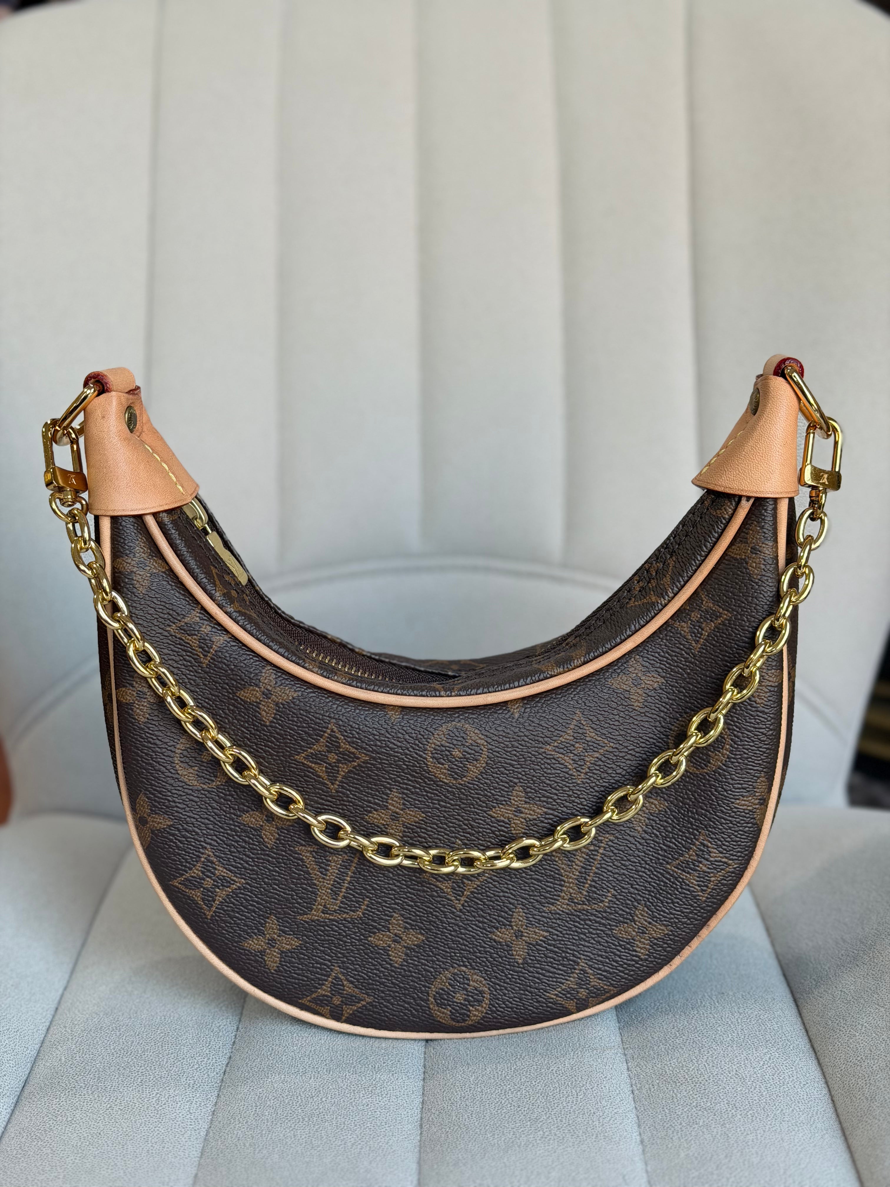 LOUIS VUITTON Loop PM Monogram