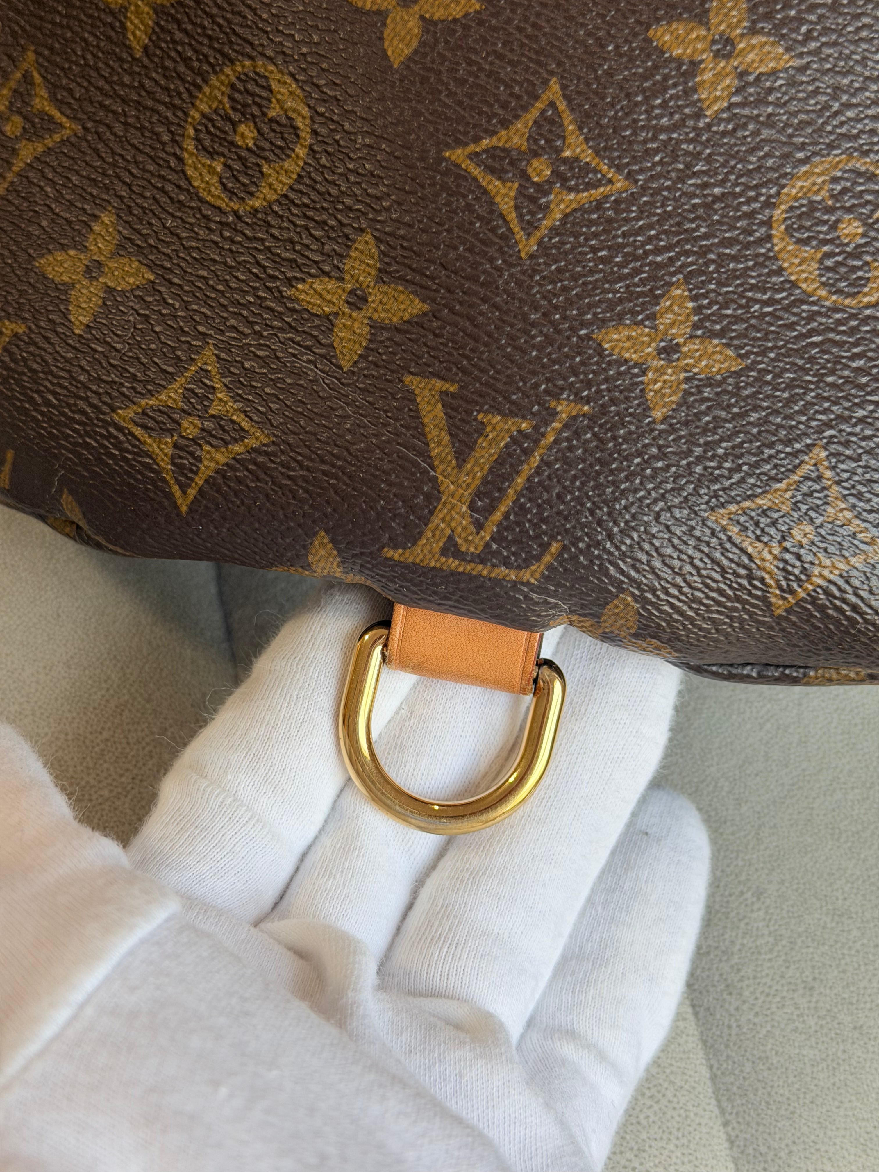 LOUIS VUITTON Bumbag Monogram