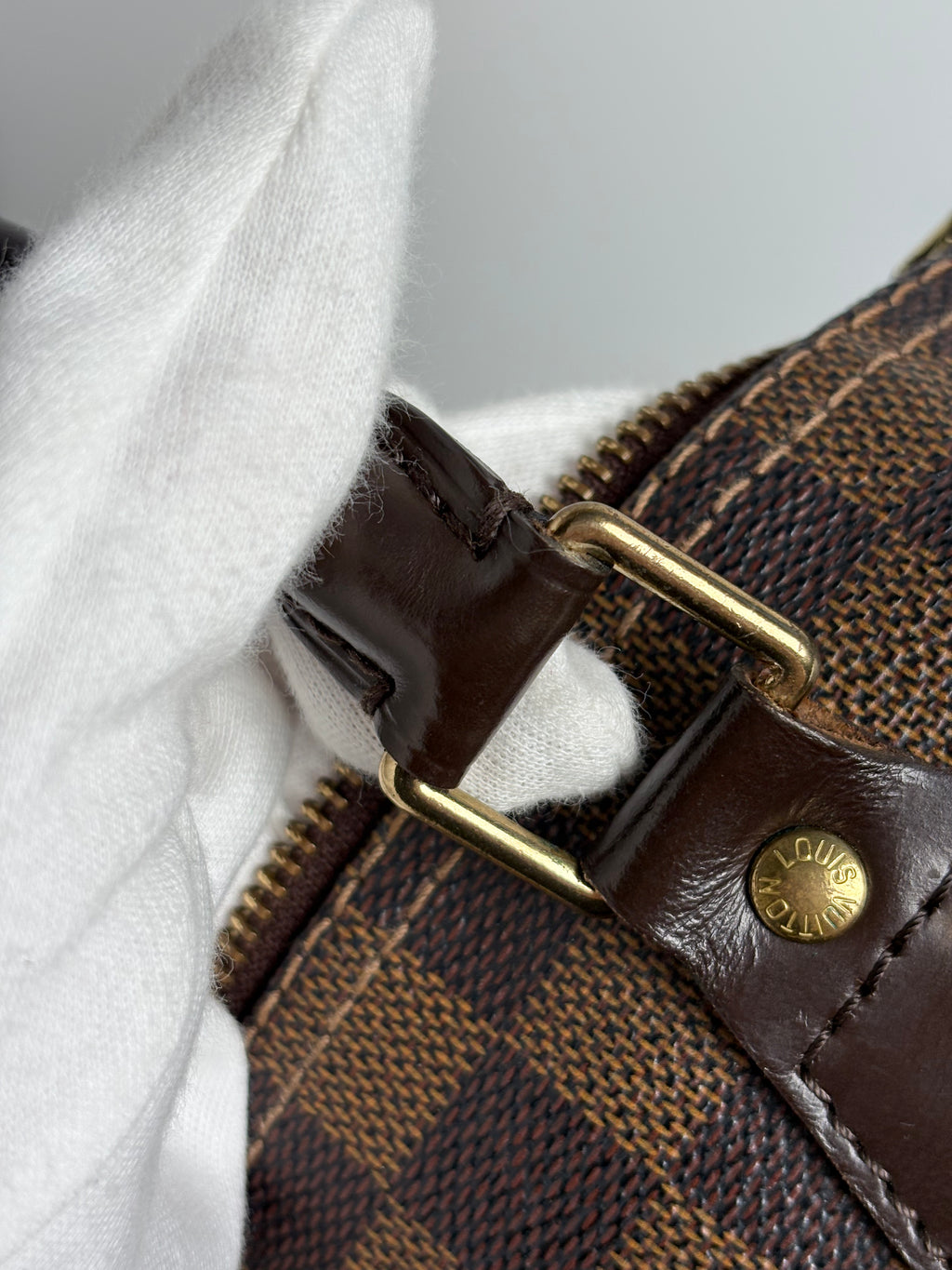 LOUIS VUITTON Speedy 25 Damier Ebene Canvas