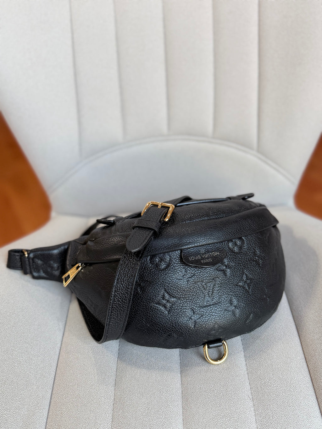 LOUIS VUITTON Bumbag Empreinte Noir