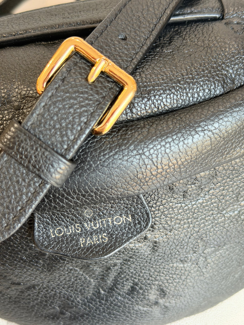 LOUIS VUITTON Bumbag Empreinte Noir