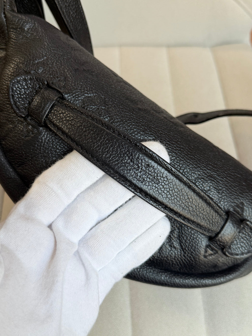 LOUIS VUITTON Bumbag Empreinte Noir