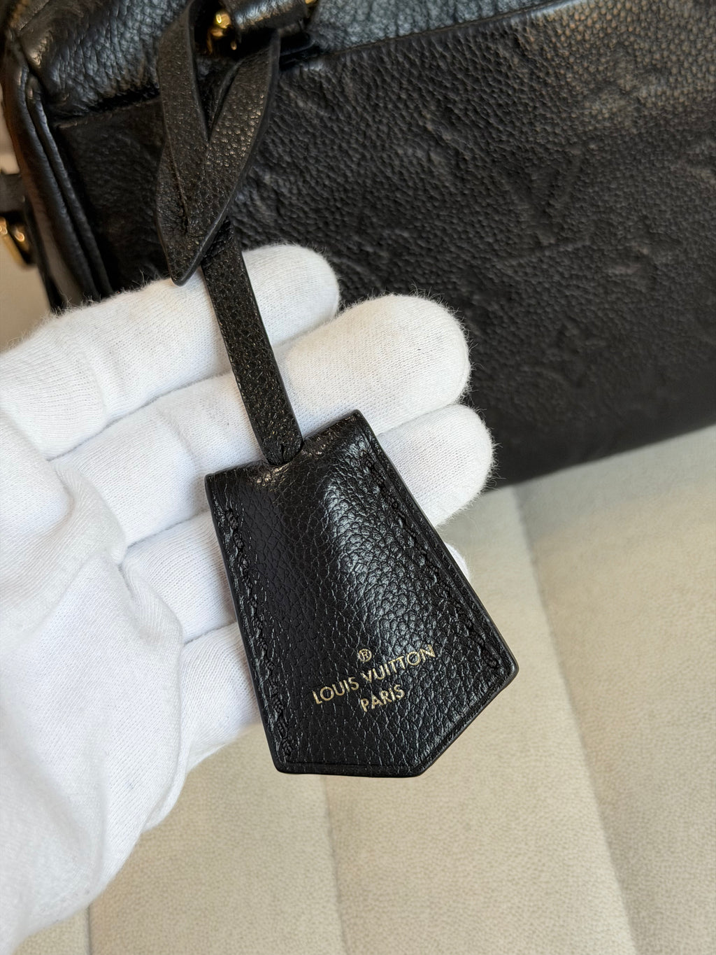 LOUIS VUITTON Speedy 20 Bandouliere Black Empreinte Leather