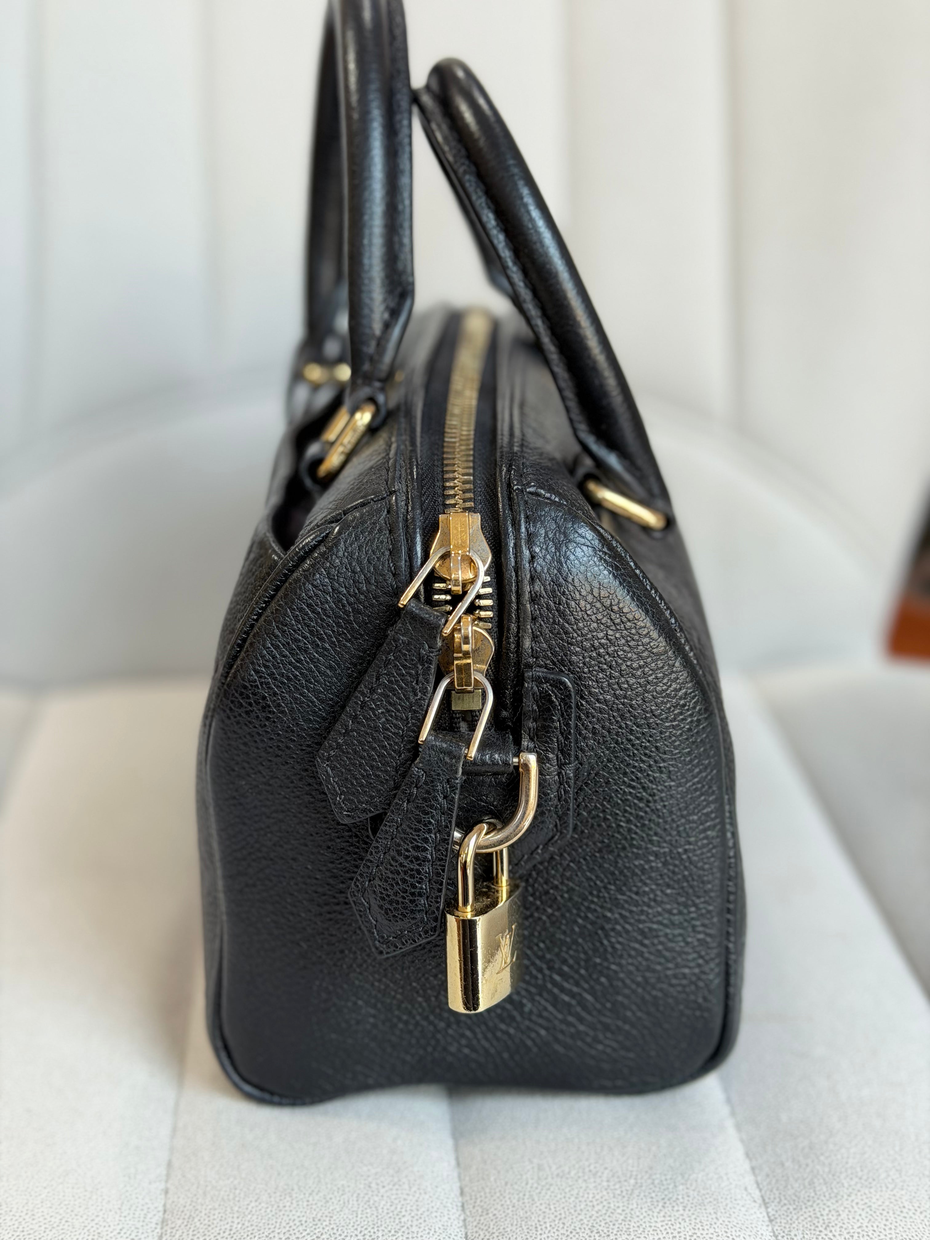 LOUIS VUITTON Speedy 20 Bandouliere Black Empreinte Leather