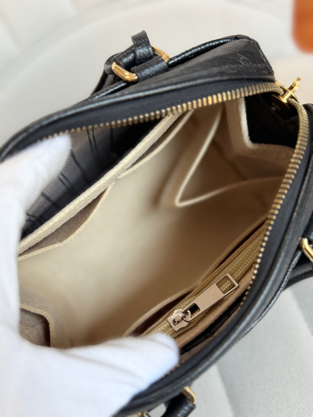 LOUIS VUITTON Speedy 20 Bandouliere Black Empreinte Leather
