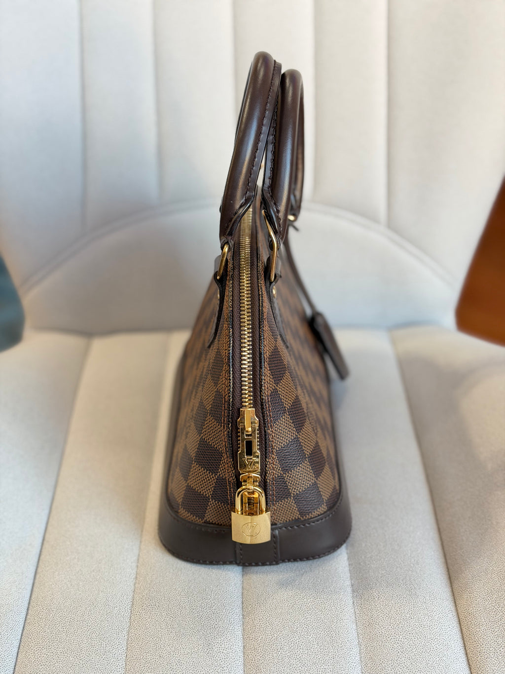 LOUIS VUITTON Alma BB Damier Ebene canvas