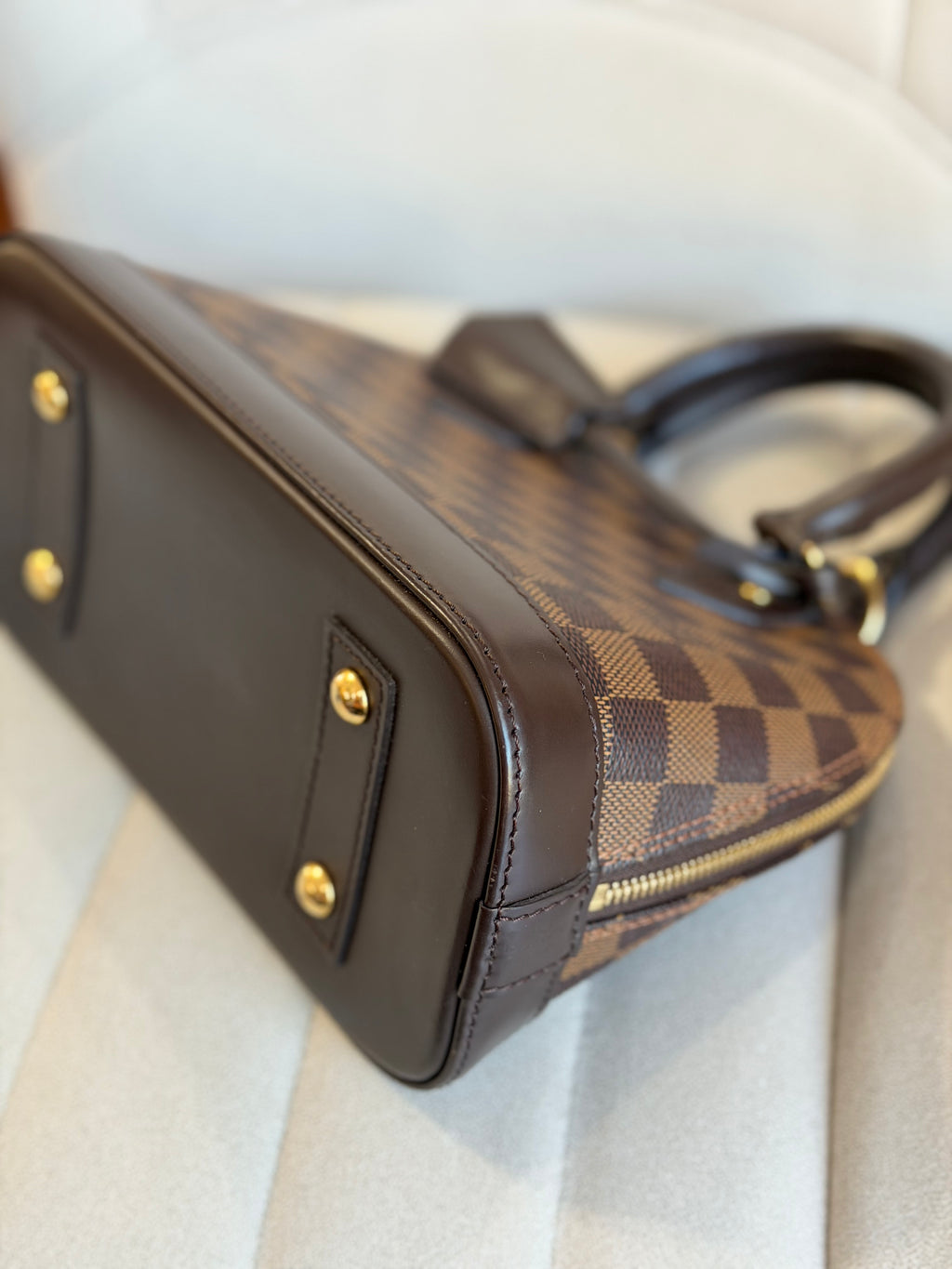 LOUIS VUITTON Alma BB Damier Ebene canvas