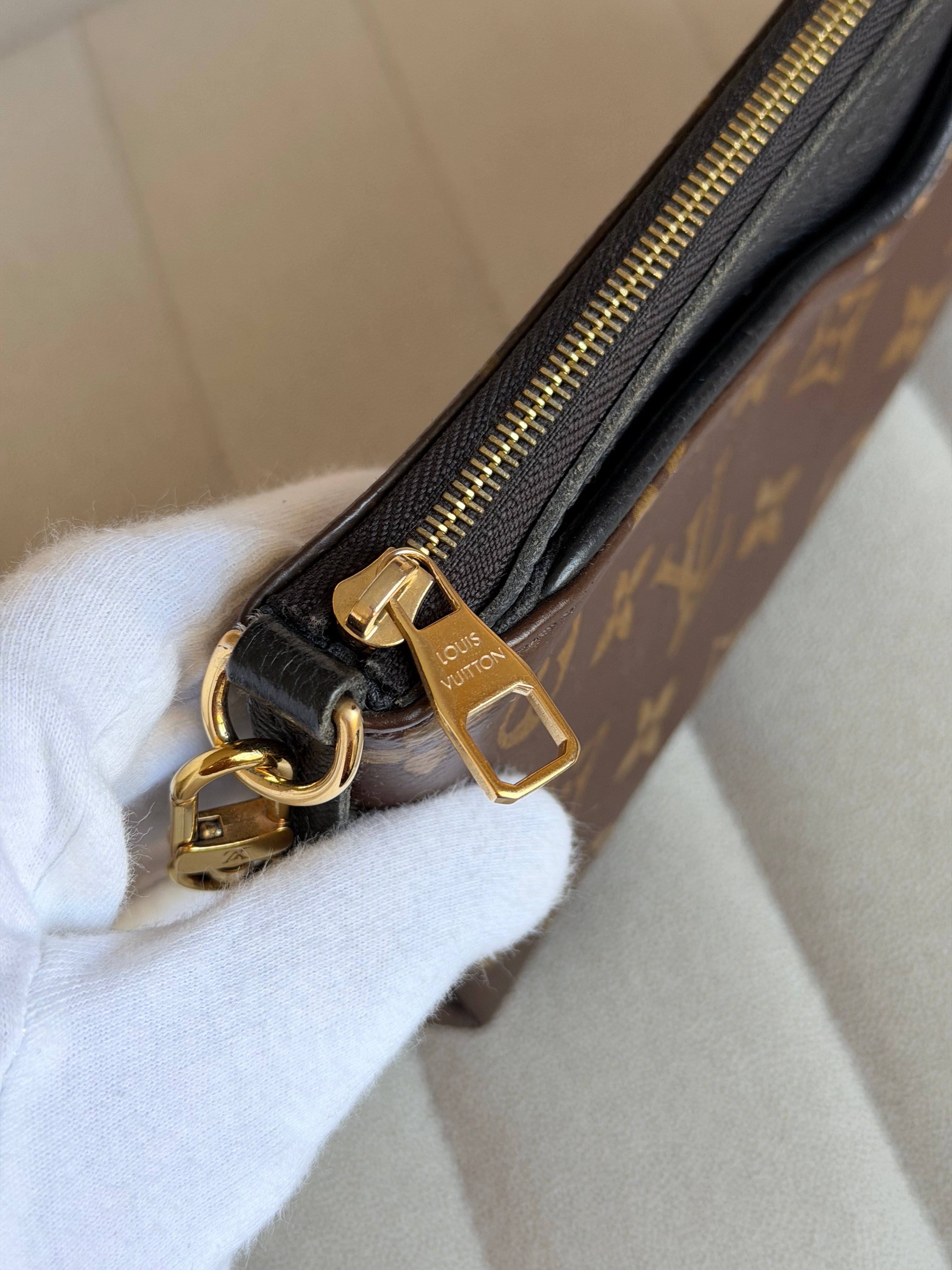 LOUIS VUITTON Monogram Pallas Noir/Black Clutch Crossbody