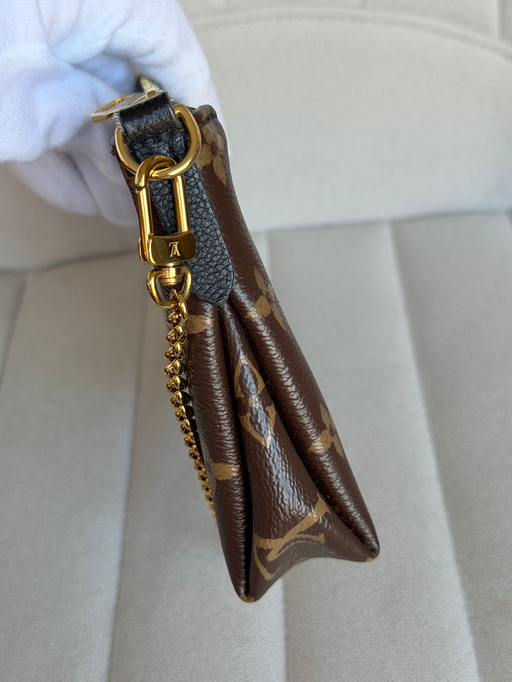 LOUIS VUITTON Monogram Pallas Noir/Black Clutch Crossbody