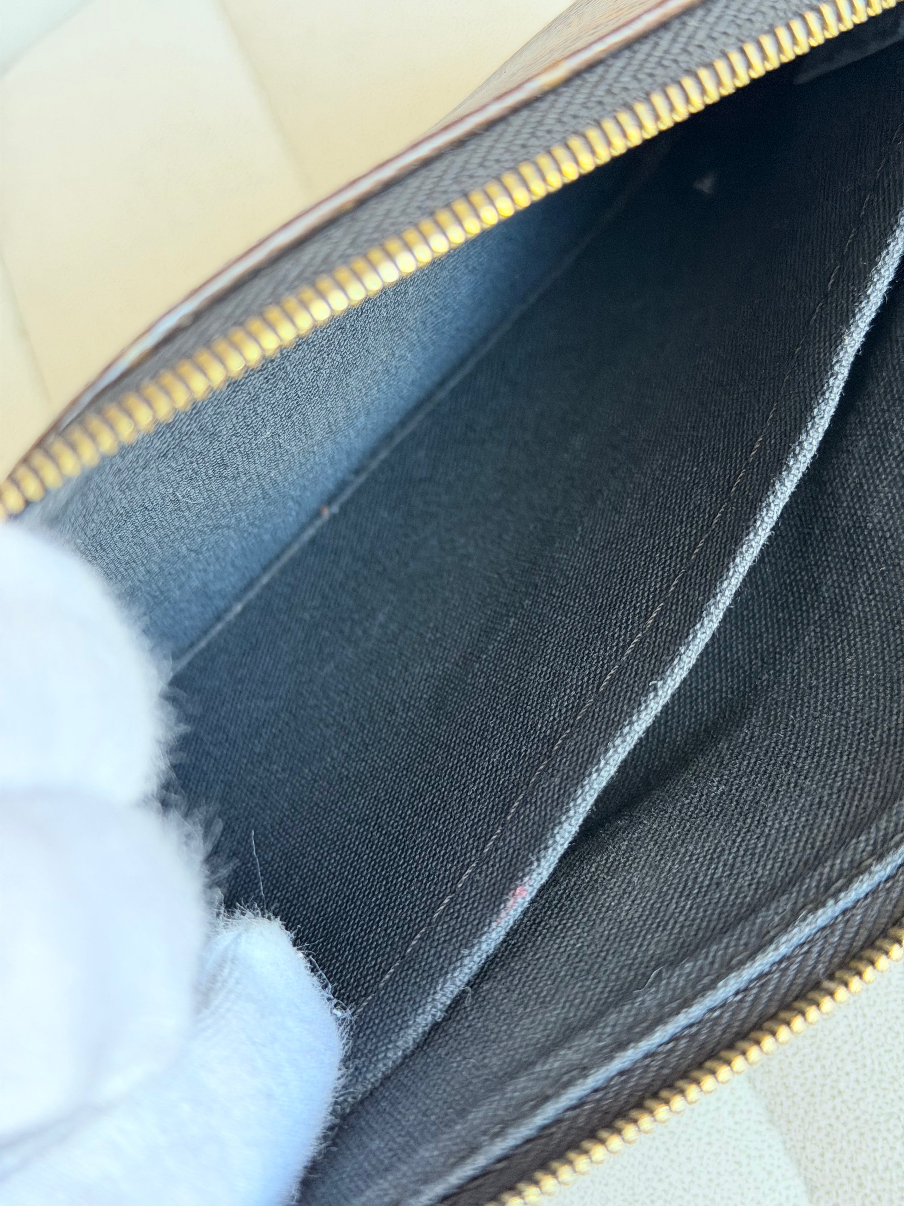 LOUIS VUITTON Monogram Pallas Noir/Black Clutch Crossbody