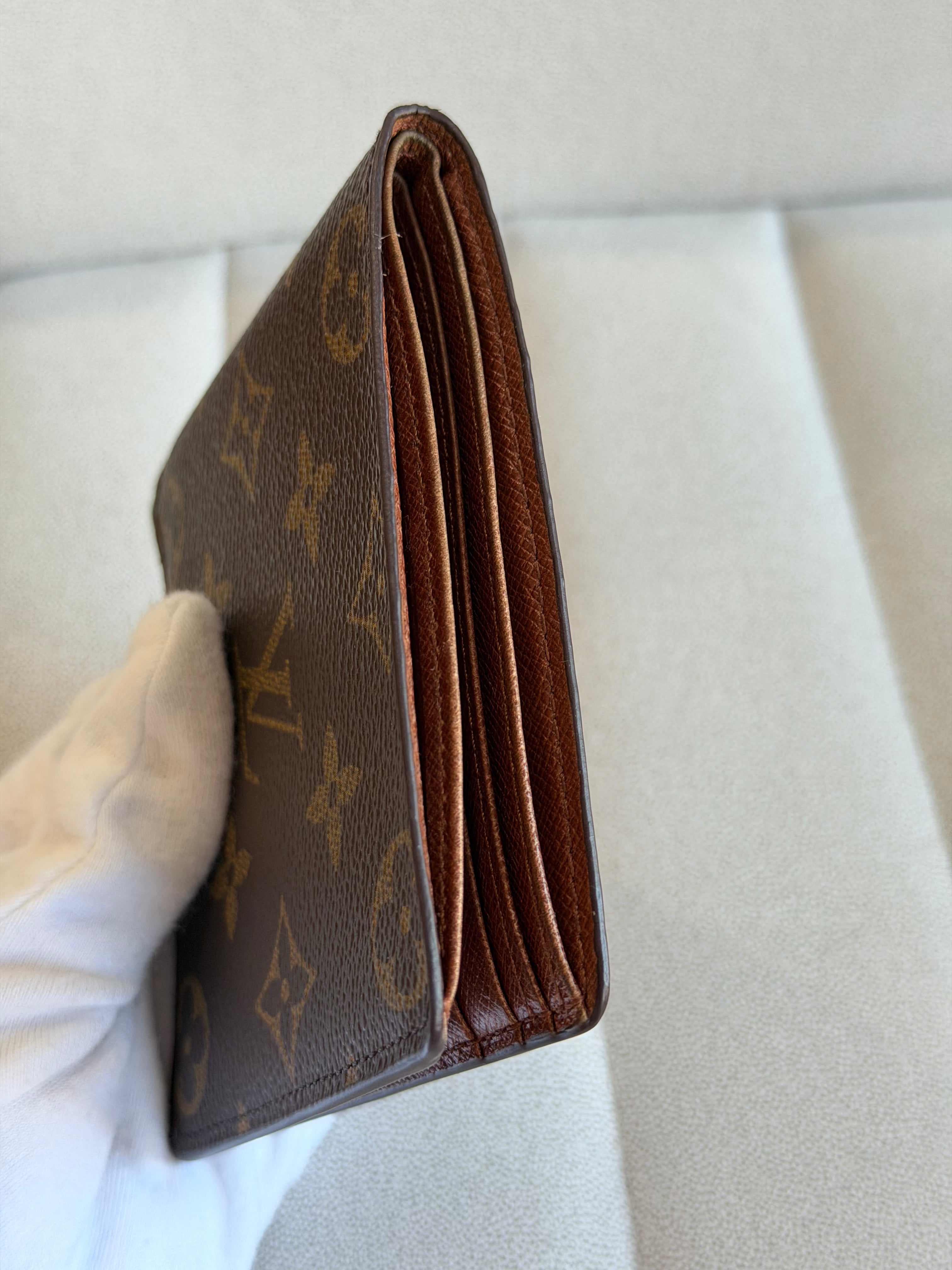 LOUIS VUITTON Monogram Multiple Wallet